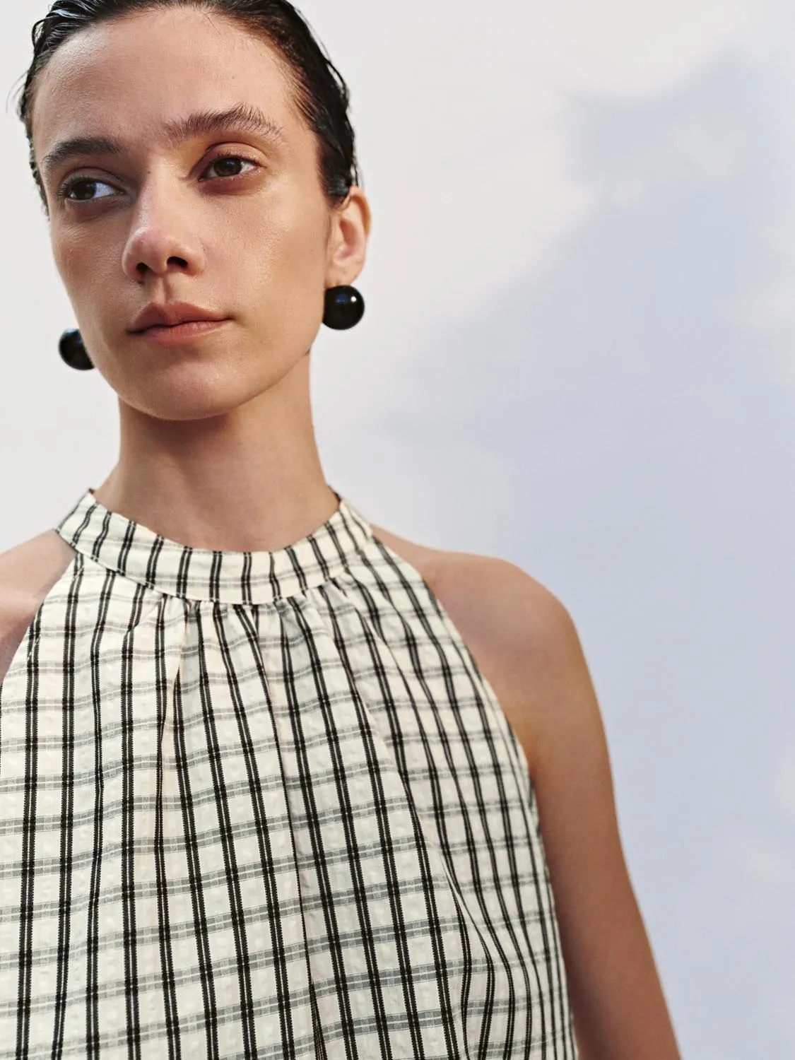 Overhead Sleeveless Shirts sold by Urban Revivo product image thumbnail 3