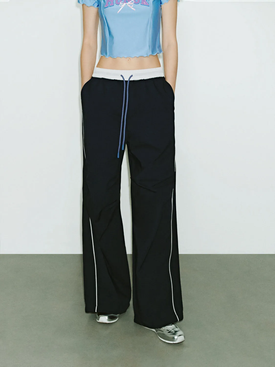 Loose Wide-Leg Pants sold by Urban Revivo product image thumbnail 2
