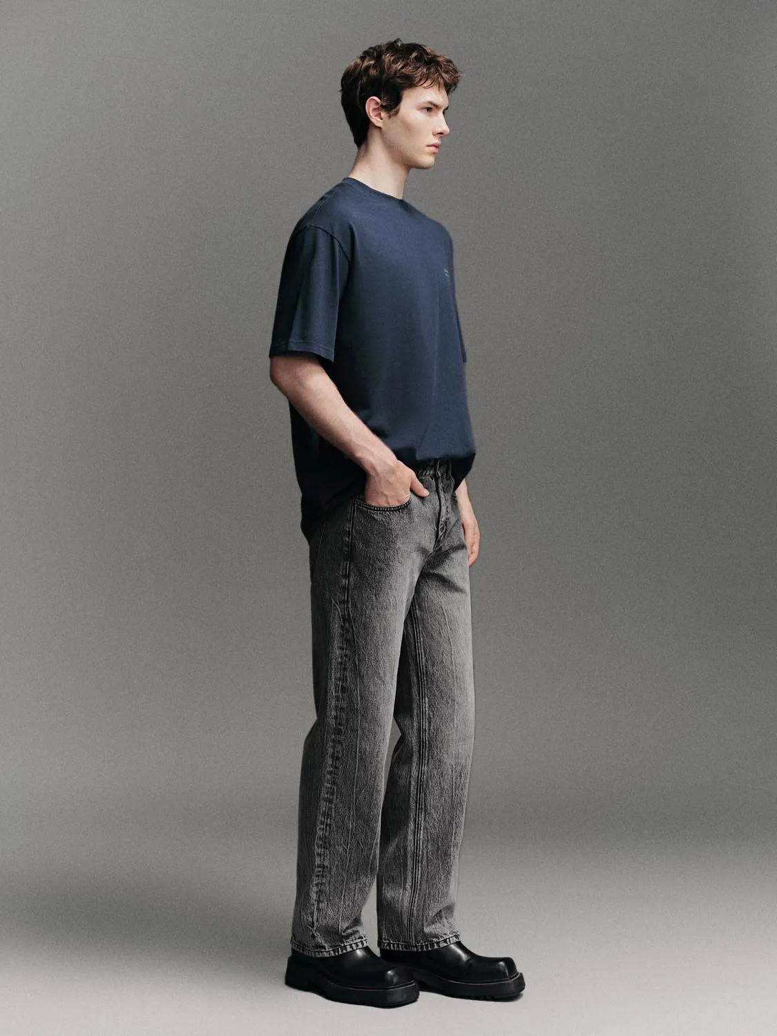 T-Shirts sold by Urban Revivo product image thumbnail 5