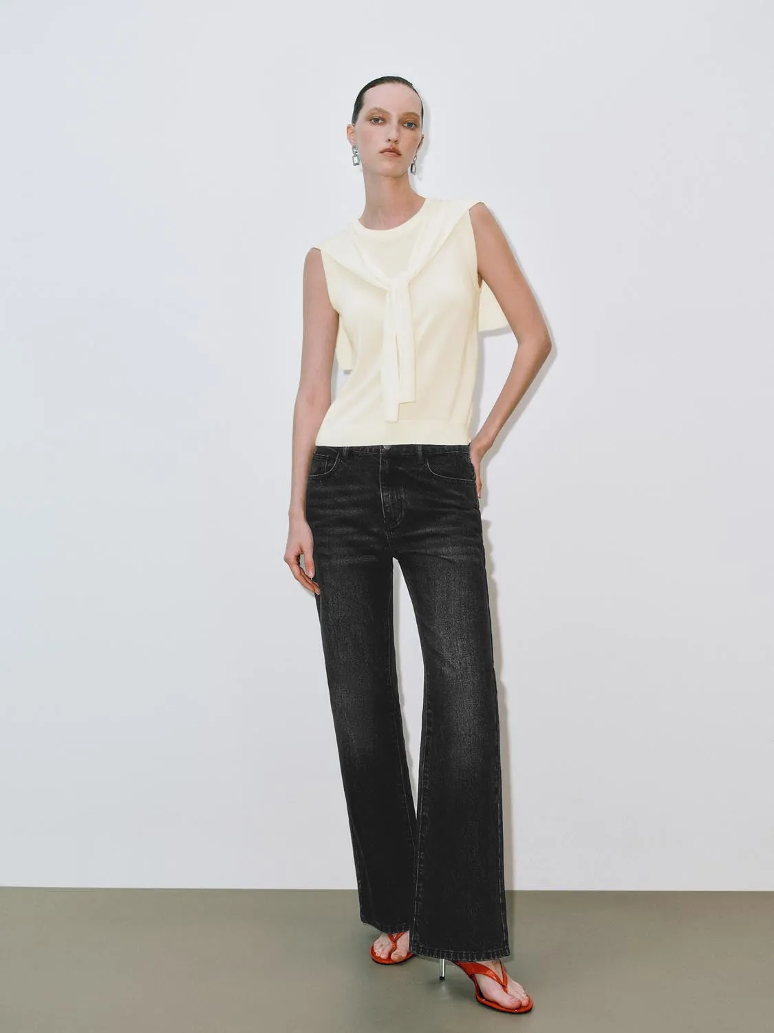 Knitted T-Shirts sold by Urban Revivo product image thumbnail 4