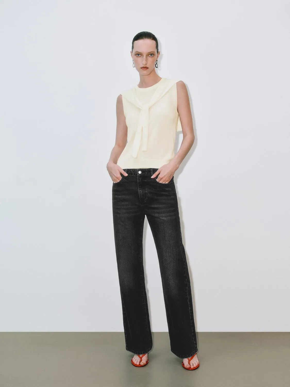 Knitted T-Shirts sold by Urban Revivo product image thumbnail 5