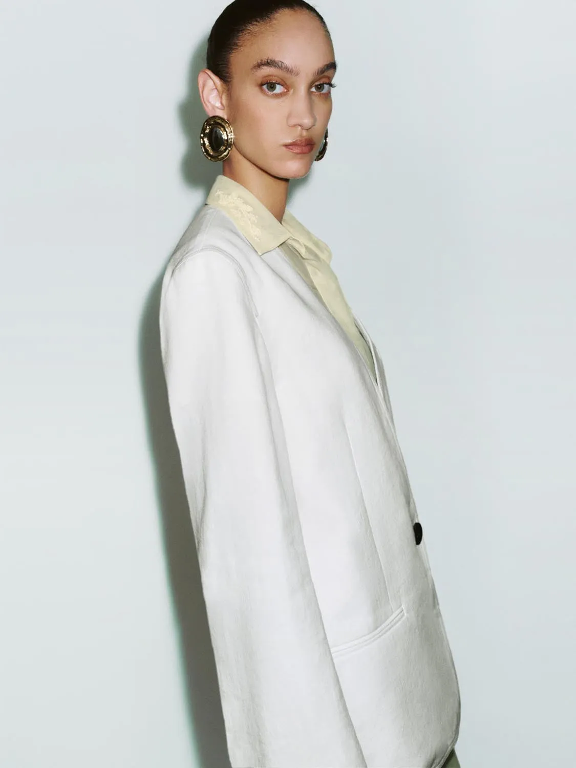 Blazers sold by Urban Revivo product image thumbnail 2