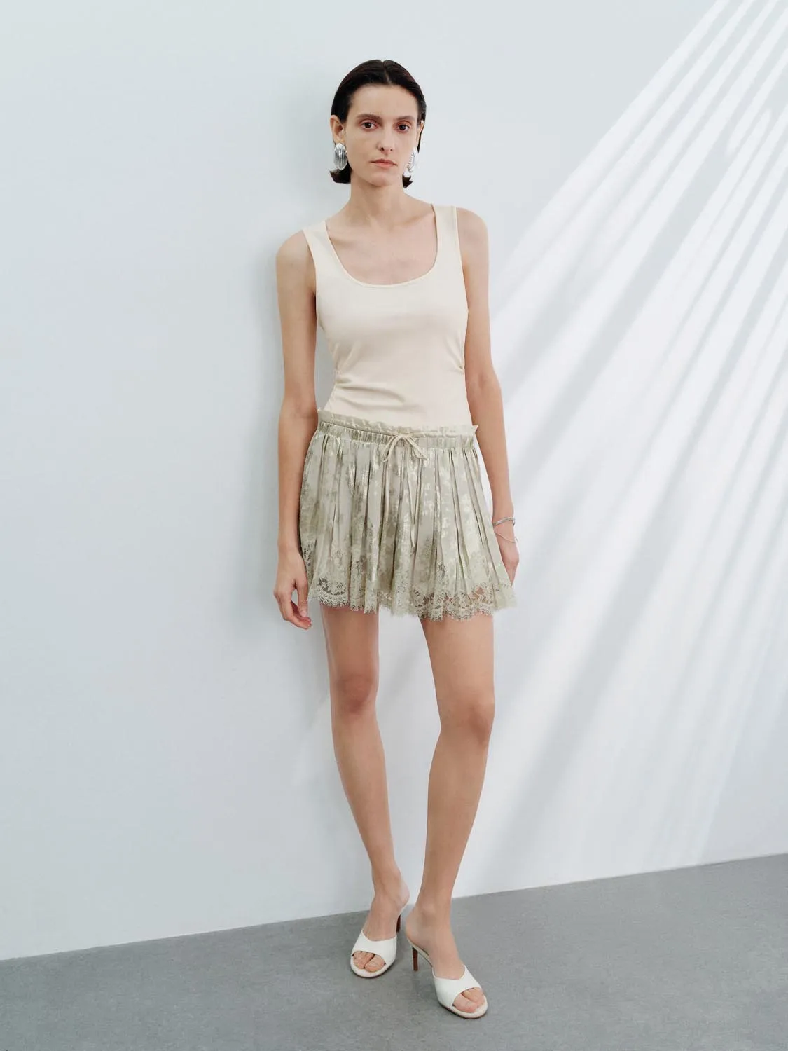 A-Line Mini Skirts sold by Urban Revivo product image thumbnail 4