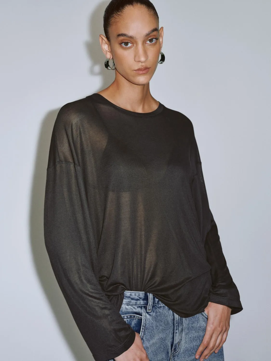 T-Shirts sold by Urban Revivo product image thumbnail 2
