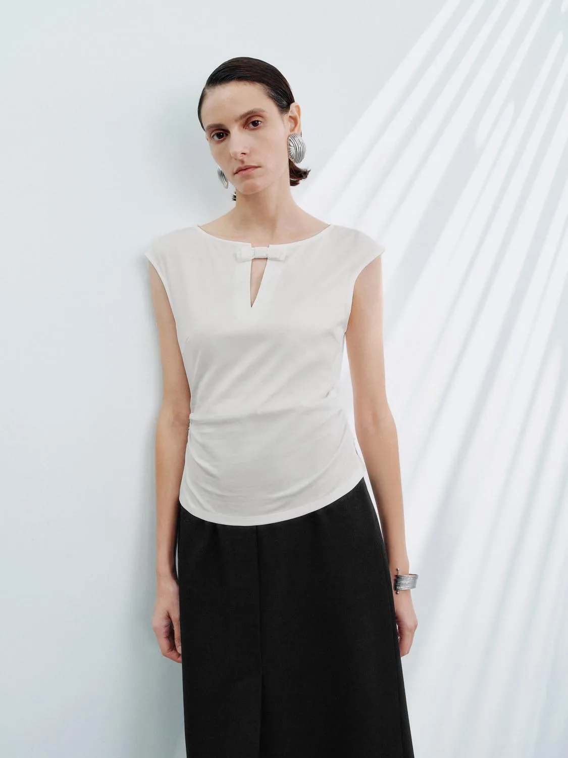 T-Shirts sold by Urban Revivo product image thumbnail 2