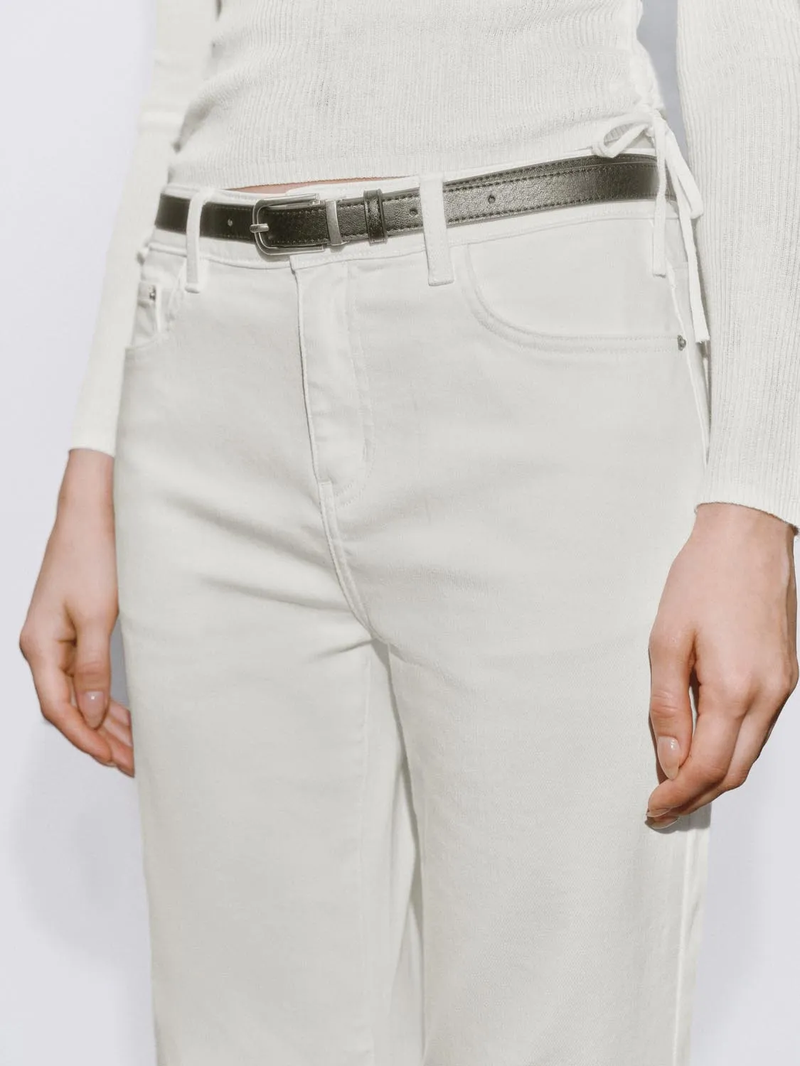 Denim Jeans sold by Urban Revivo product image thumbnail 4