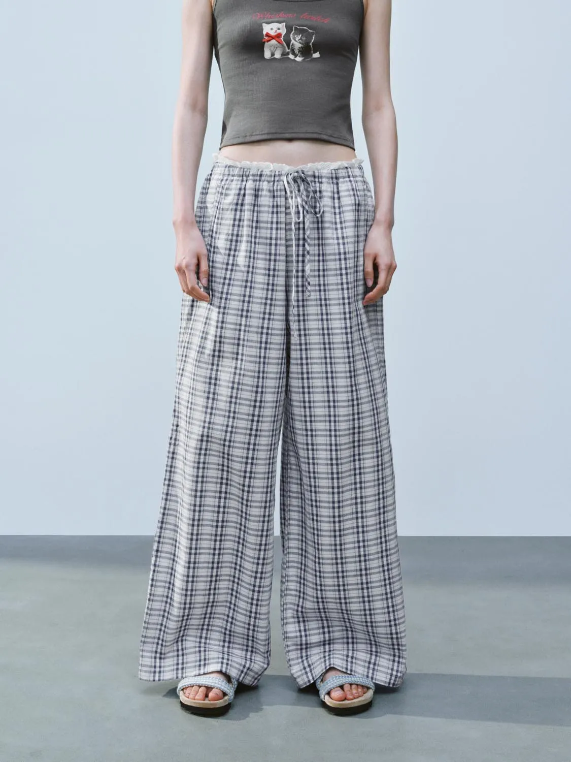 Wide-Leg Pants sold by Urban Revivo product image thumbnail 2