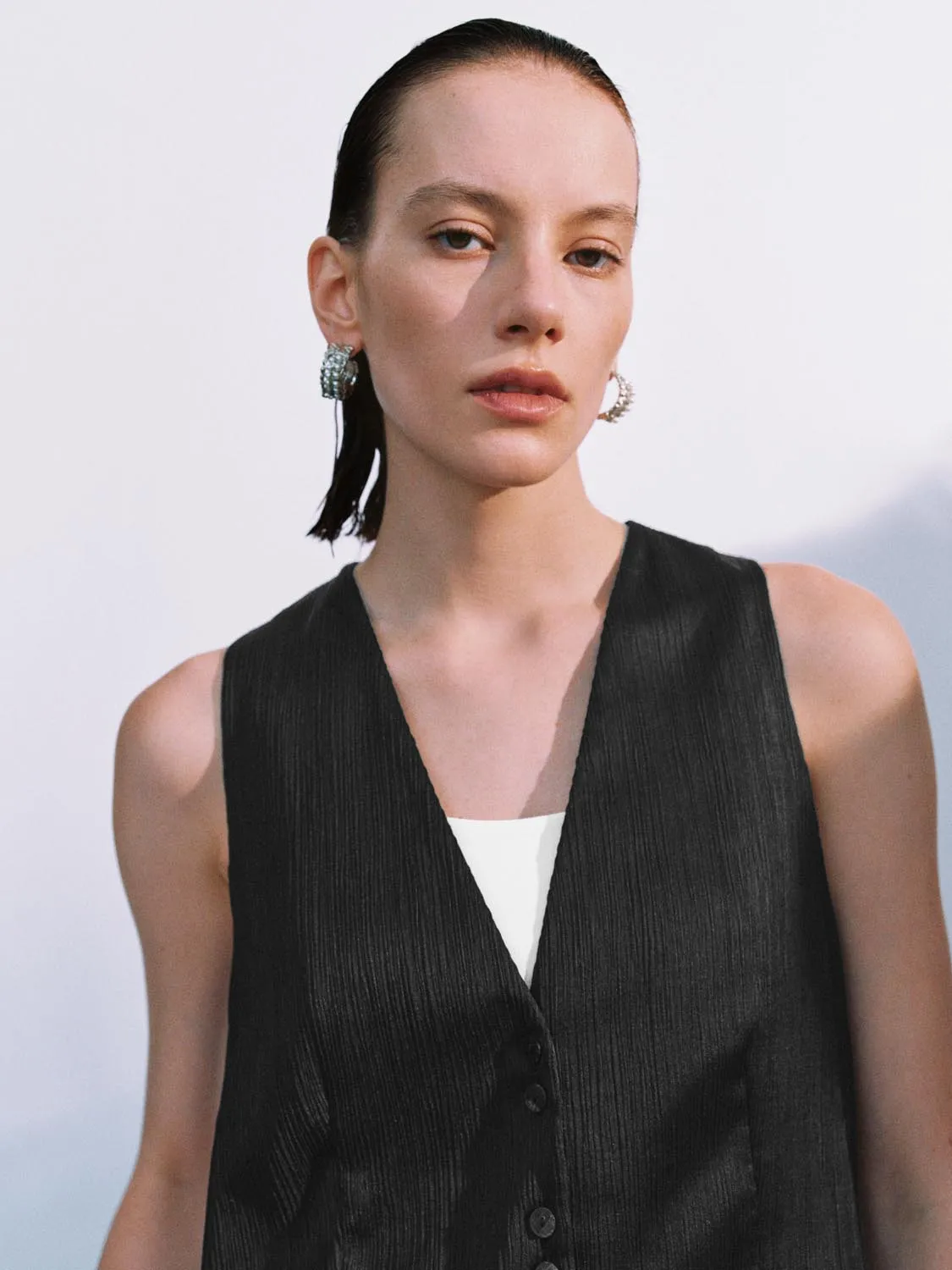 Waistcoats sold by Urban Revivo product image thumbnail 3