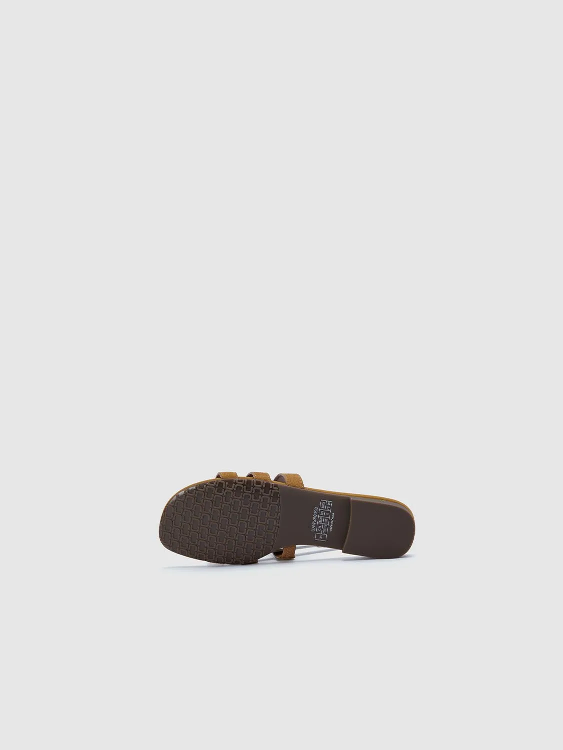 Slippers sold by Urban Revivo product image thumbnail 4