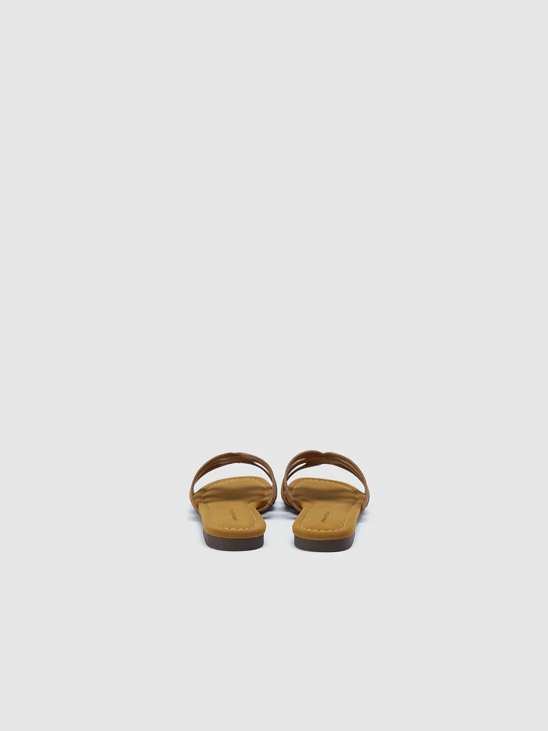 Slippers sold by Urban Revivo product image thumbnail 3