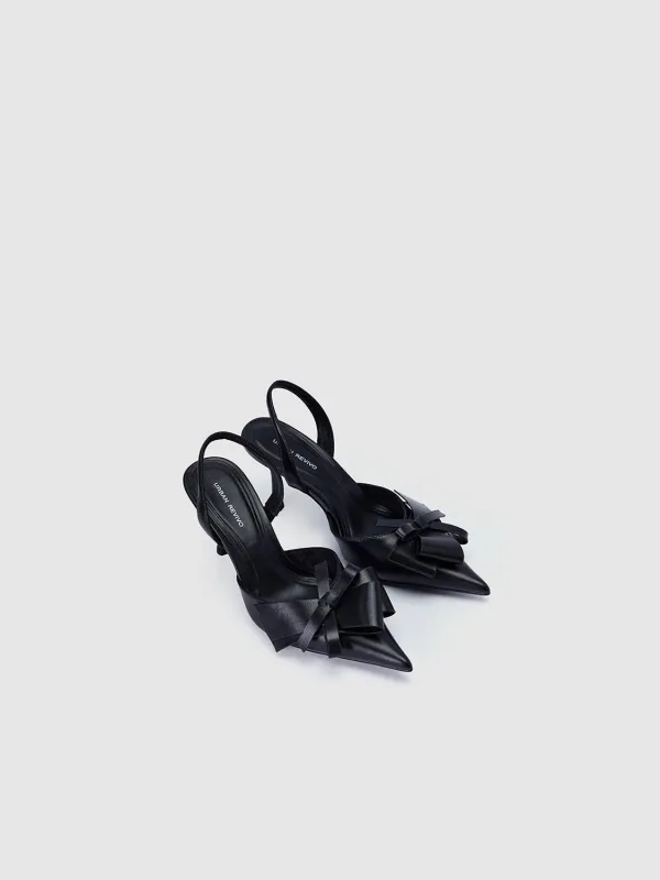 Slingbacks sold by Urban Revivo
