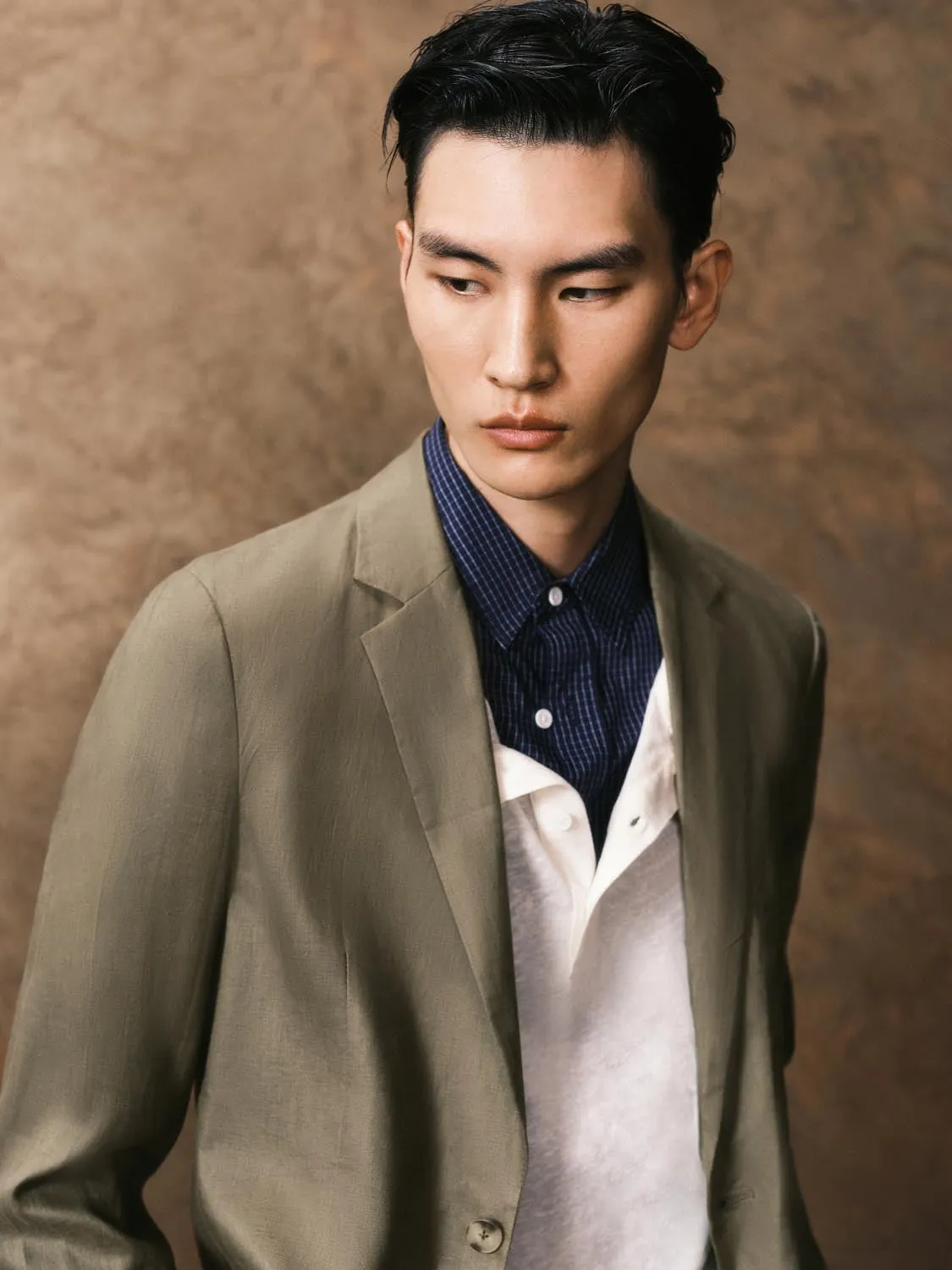 Notched Collar Blazers sold by Urban Revivo product image thumbnail 3