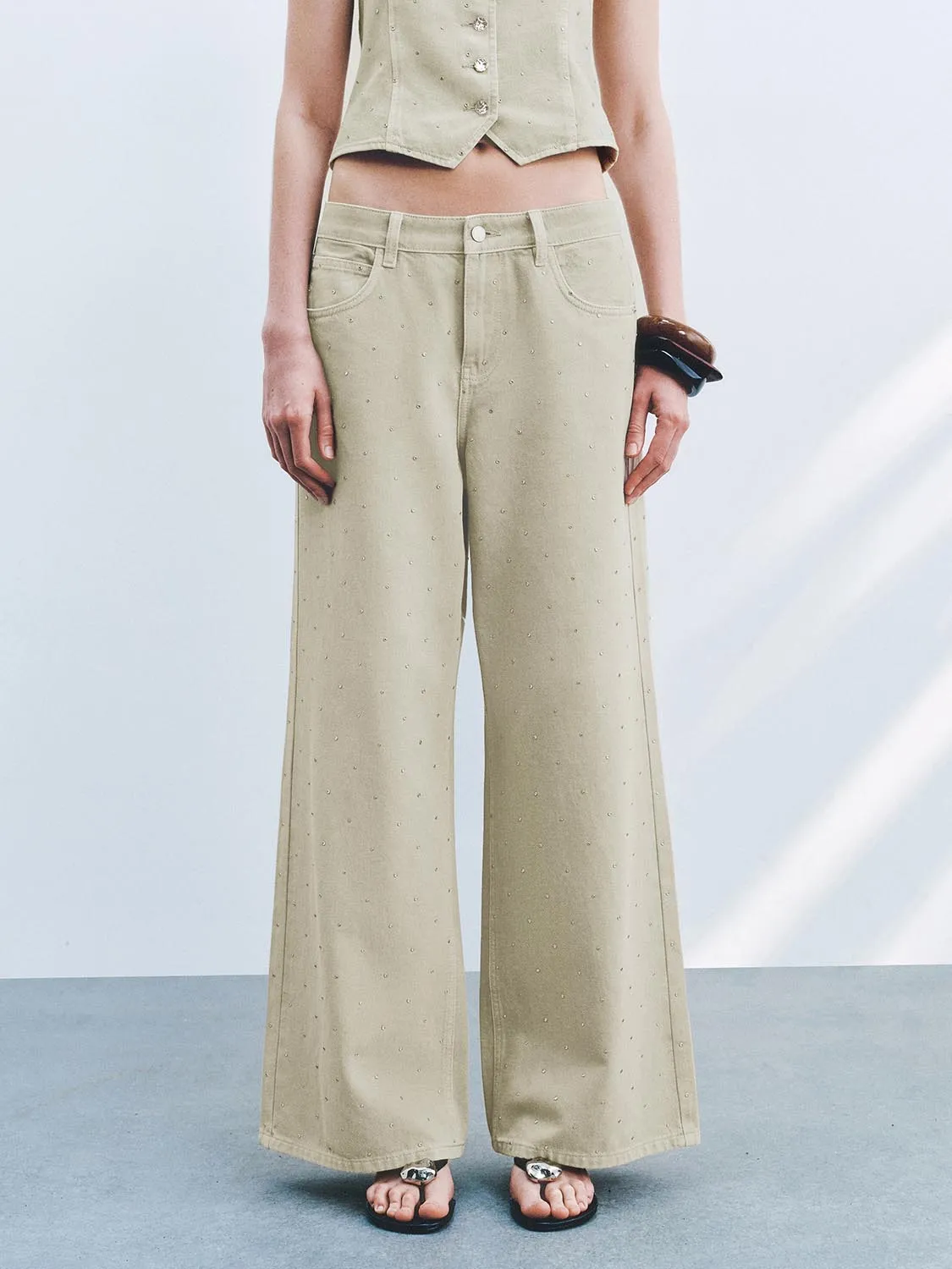 Denim Jeans sold by Urban Revivo product image thumbnail 2