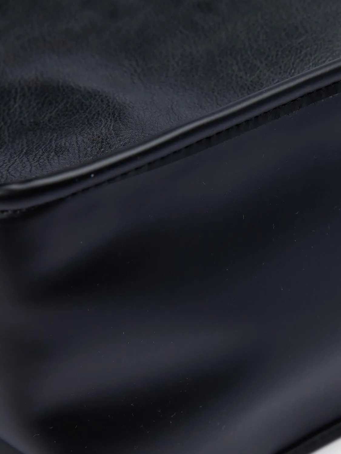 Crossbody Bags sold by Urban Revivo product image thumbnail 4