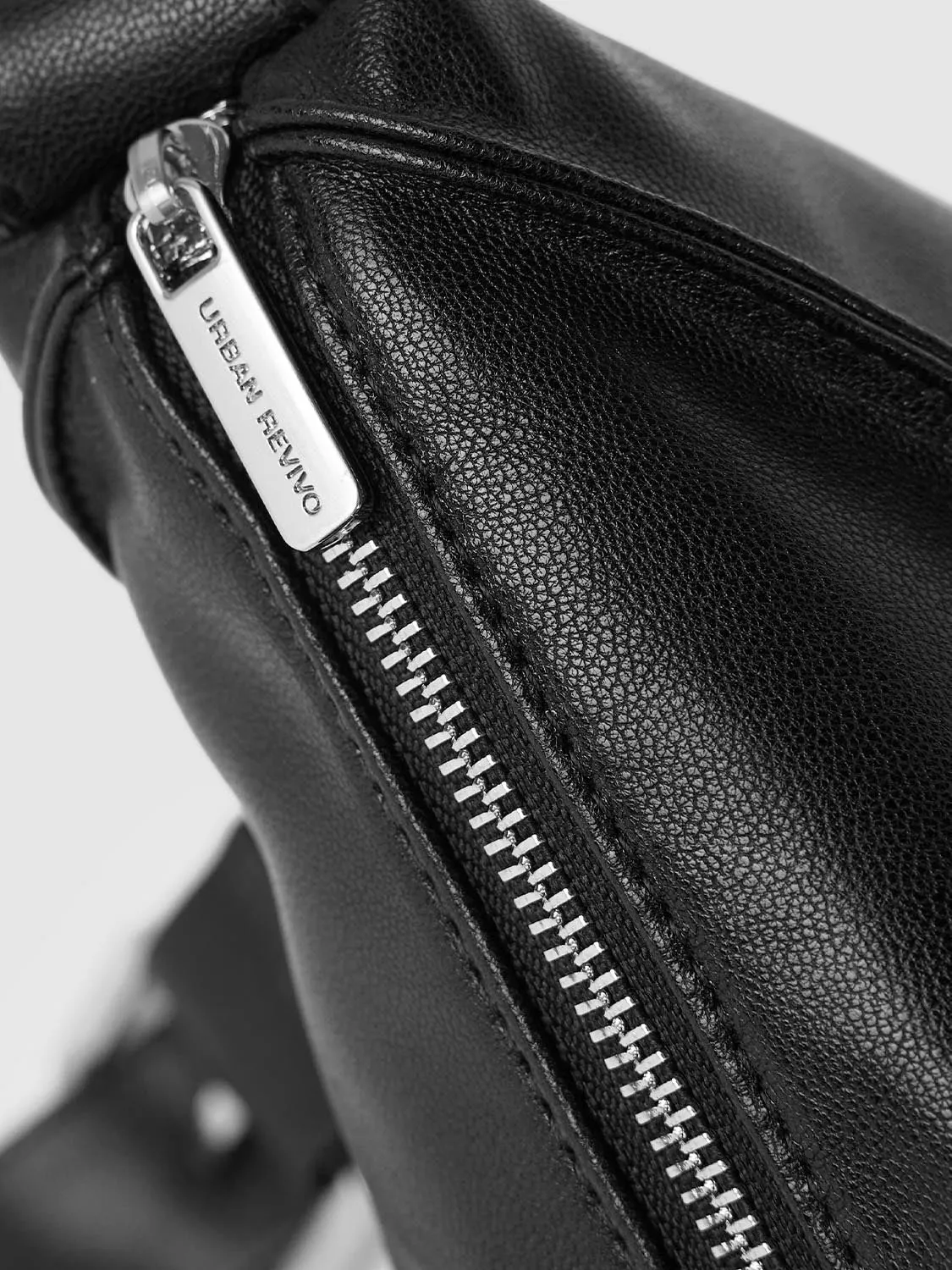 Crossbody Bags sold by Urban Revivo product image thumbnail 5