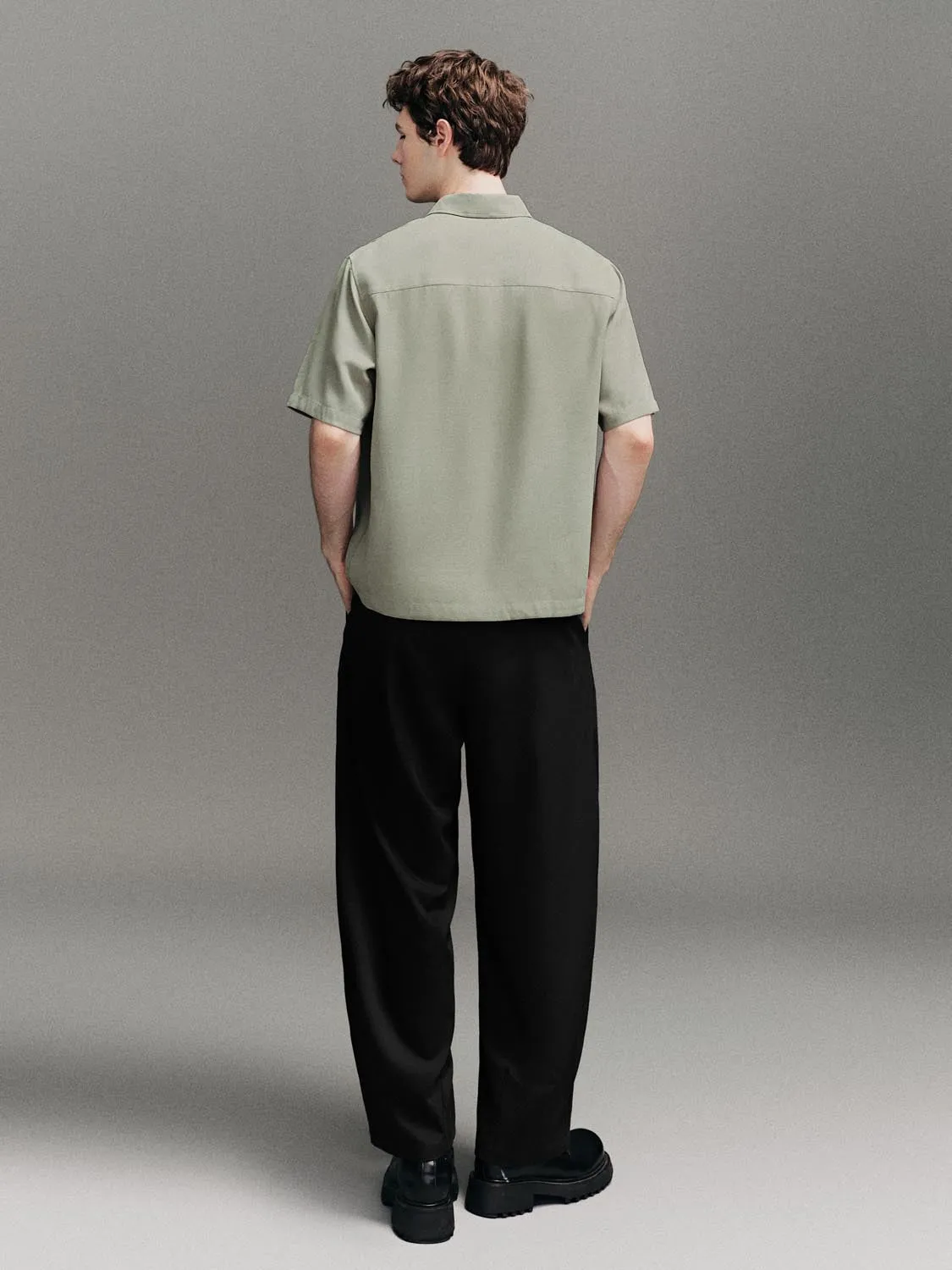 Trousers sold by Urban Revivo product image thumbnail 4