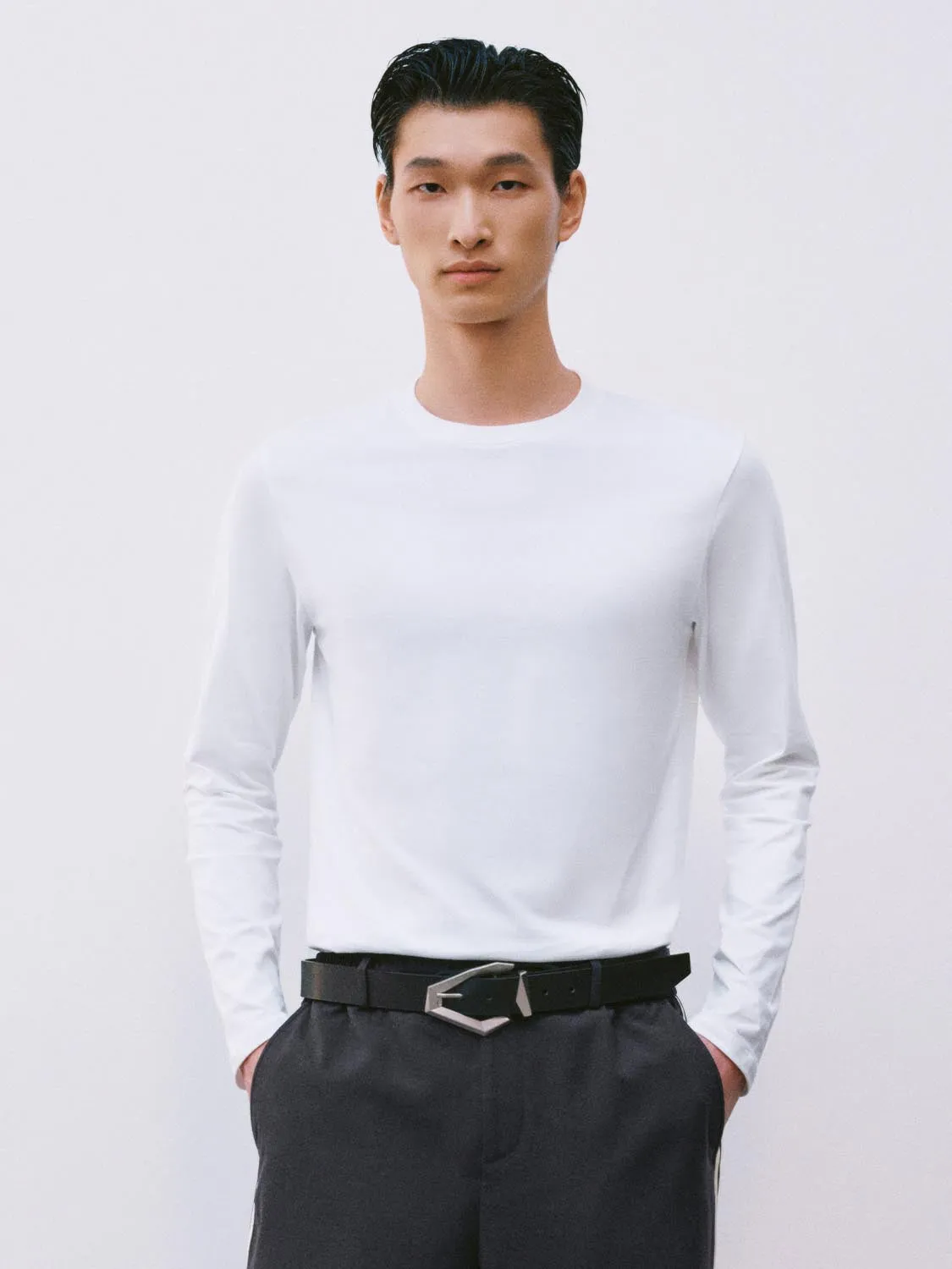 Long Sleeve T-Shirts sold by Urban Revivo