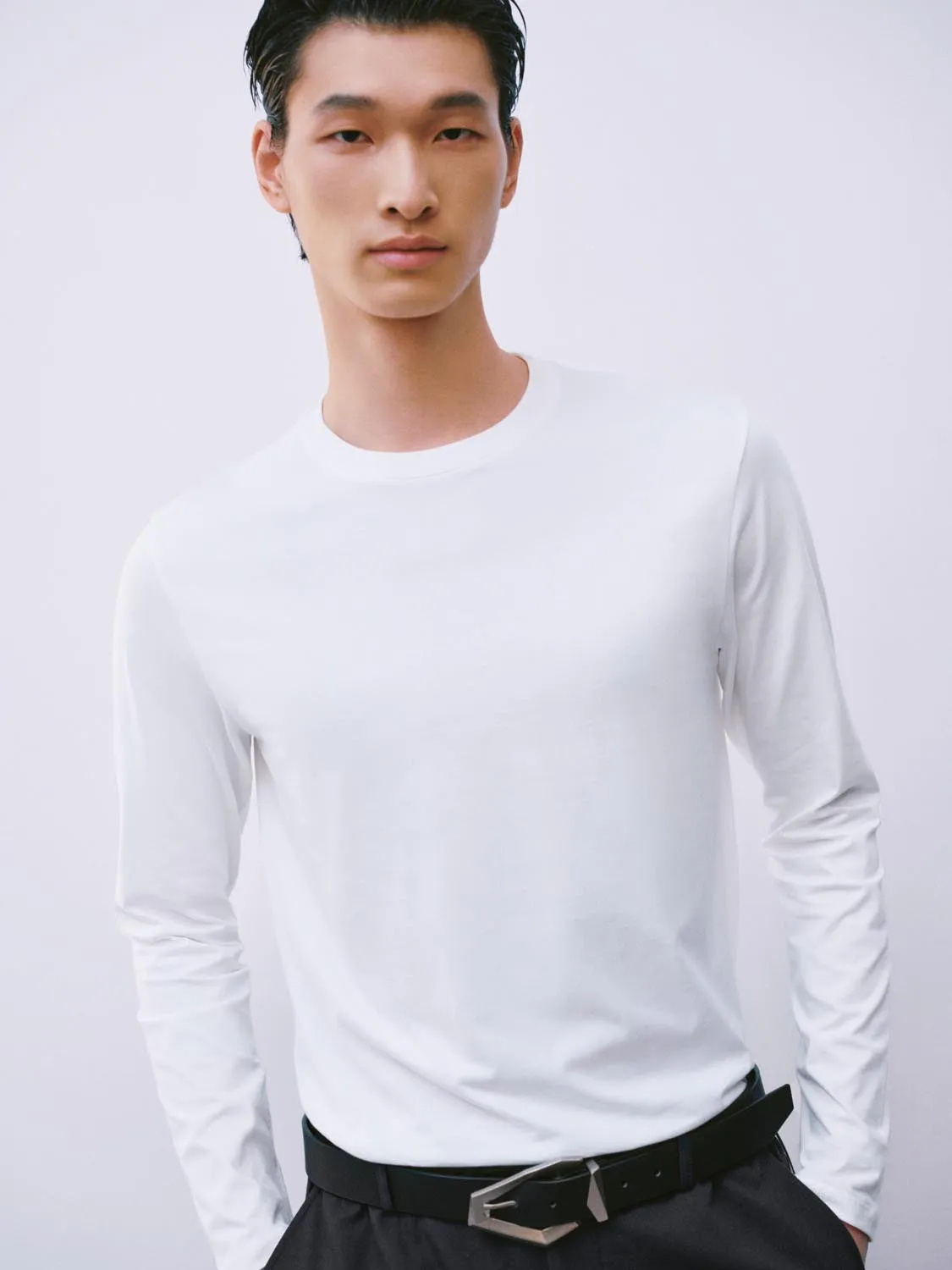 Long Sleeve T-Shirts sold by Urban Revivo product image thumbnail 3