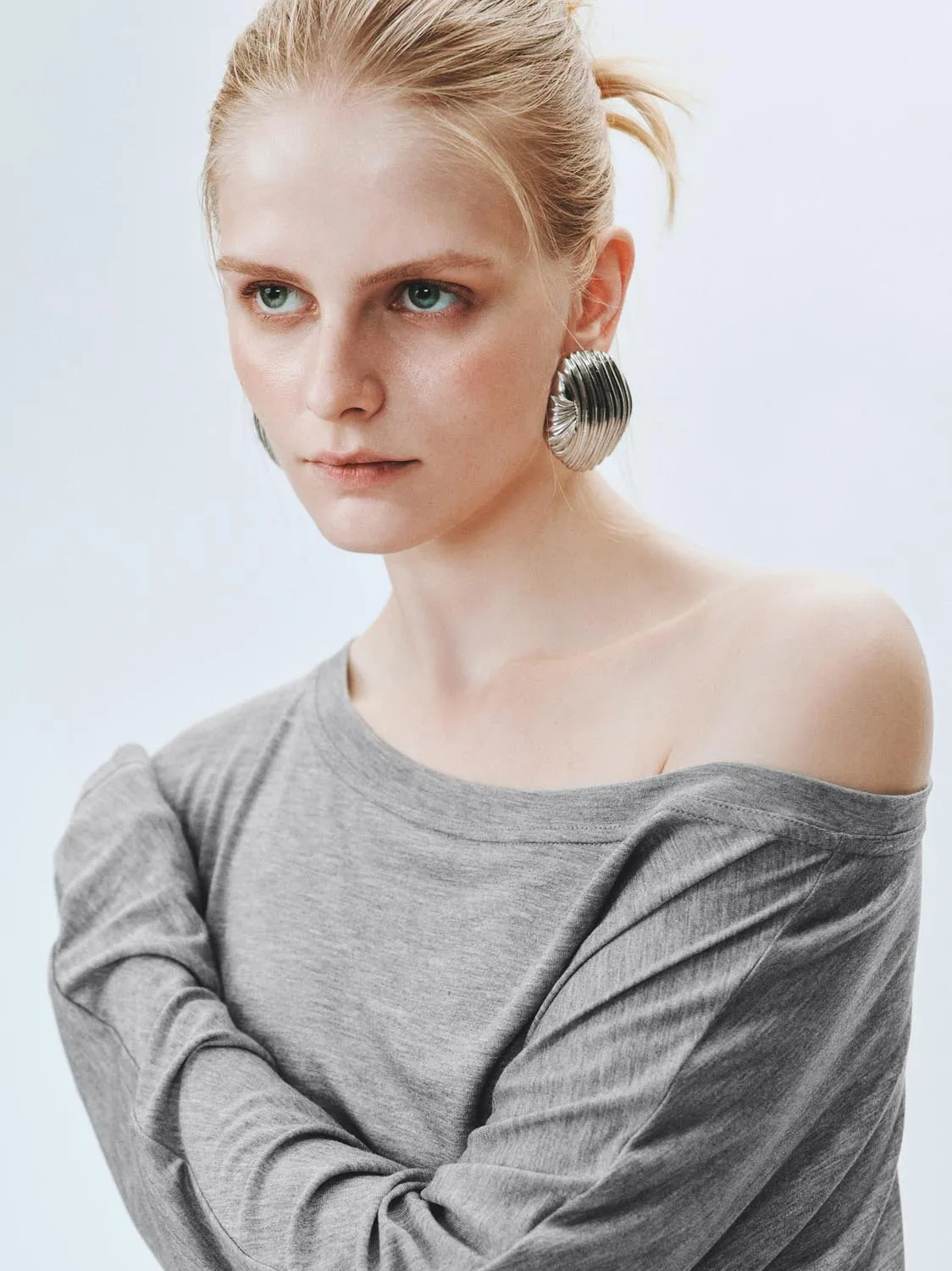 One Shoulder T-Shirts sold by Urban Revivo product image thumbnail 3