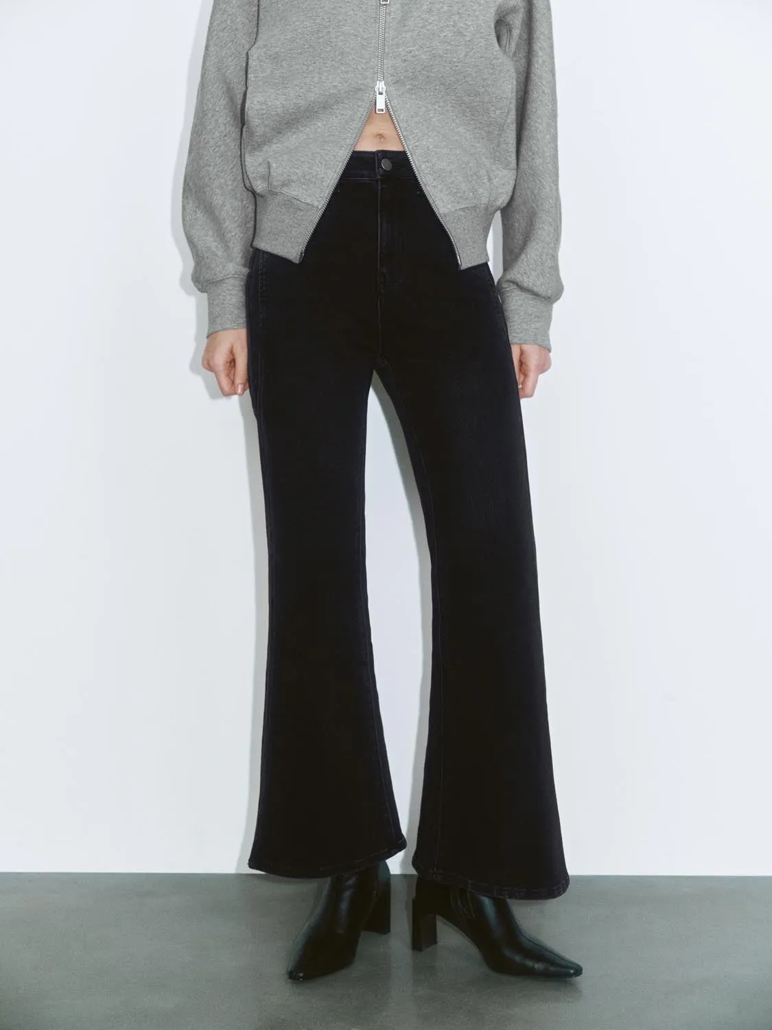 Denim Jeans sold by Urban Revivo product image thumbnail 2