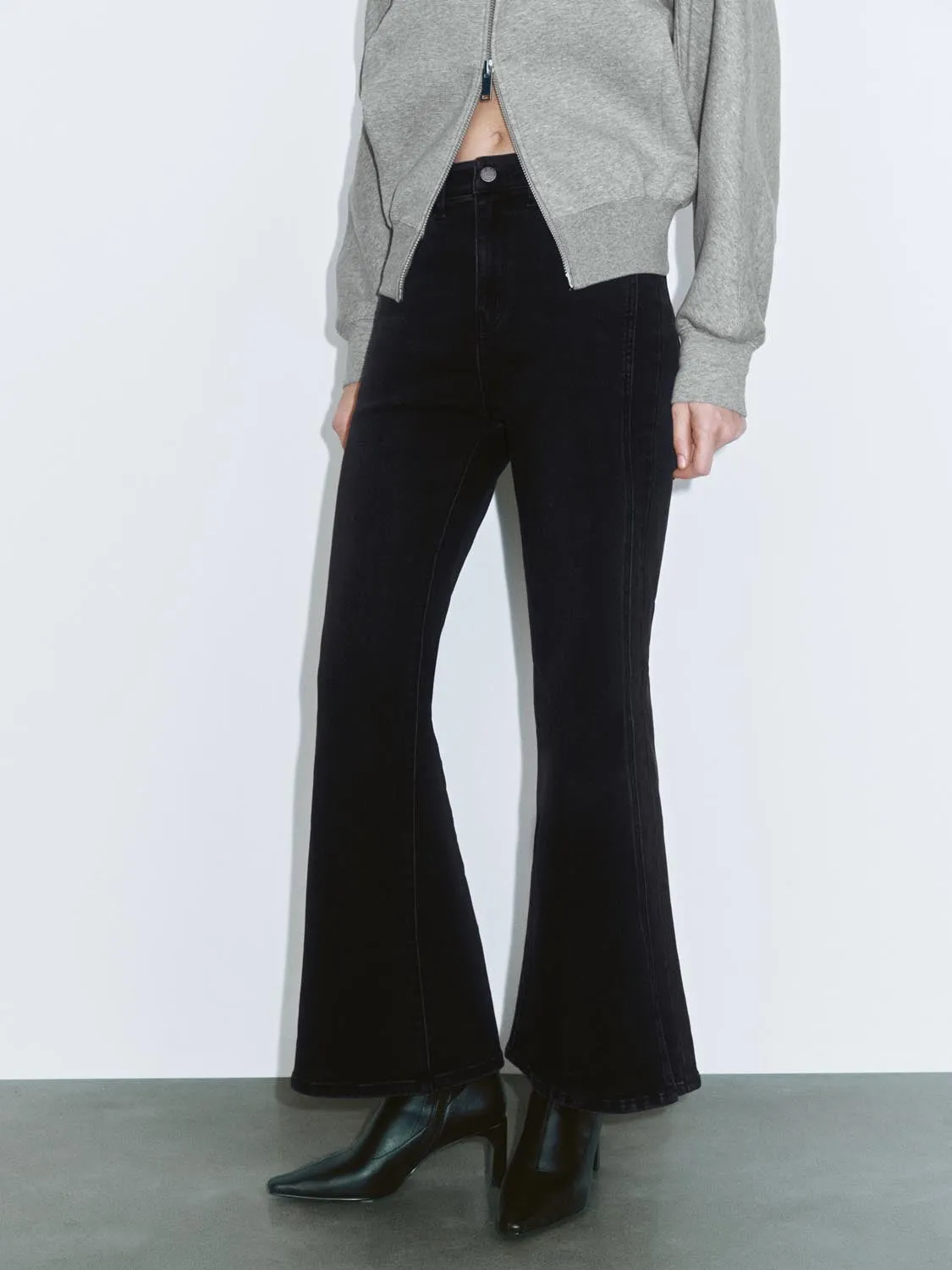 Denim Jeans sold by Urban Revivo product image thumbnail 3