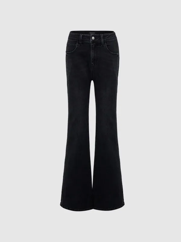 Denim Jeans sold by Urban Revivo