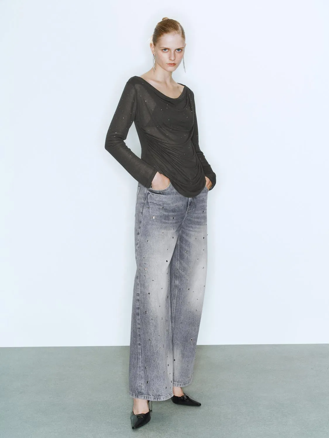 Off Shoulder T-Shirts sold by Urban Revivo product image thumbnail 4