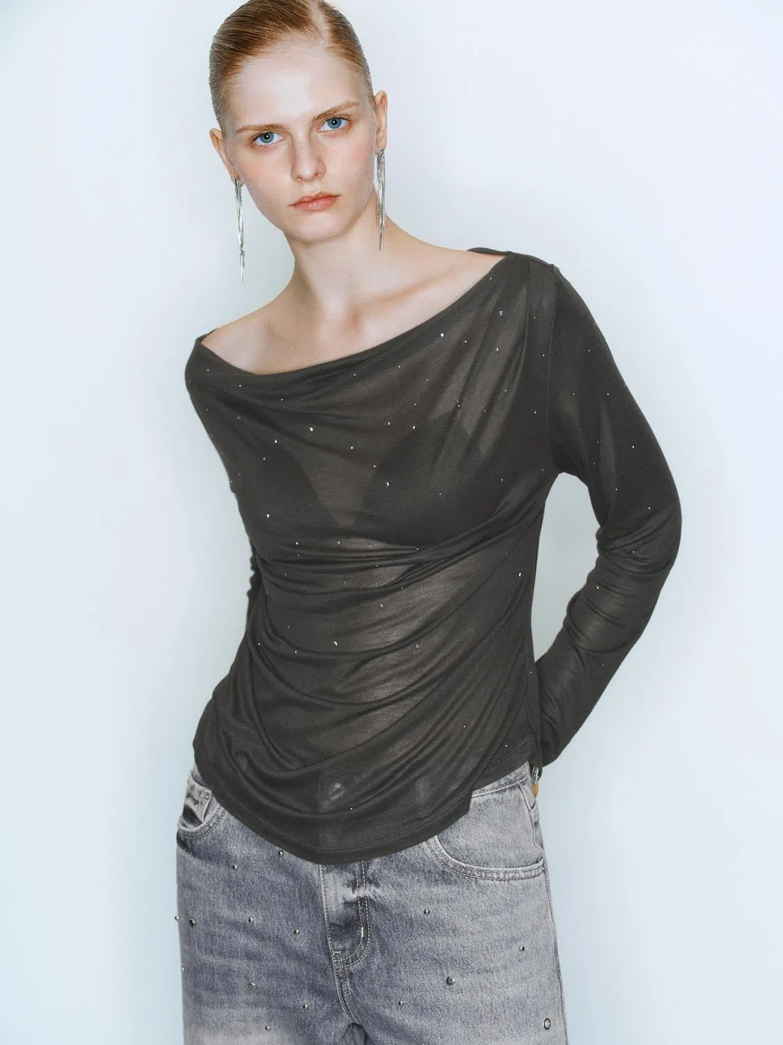 Off Shoulder T-Shirts sold by Urban Revivo product image thumbnail 2