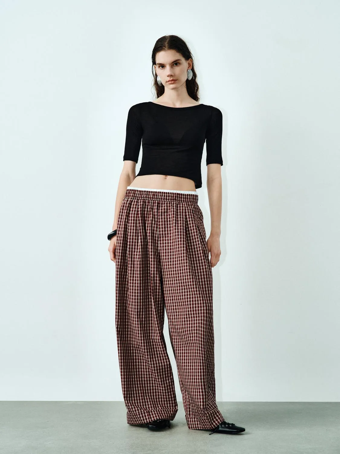 Cropped T-Shirts sold by Urban Revivo product image thumbnail 5