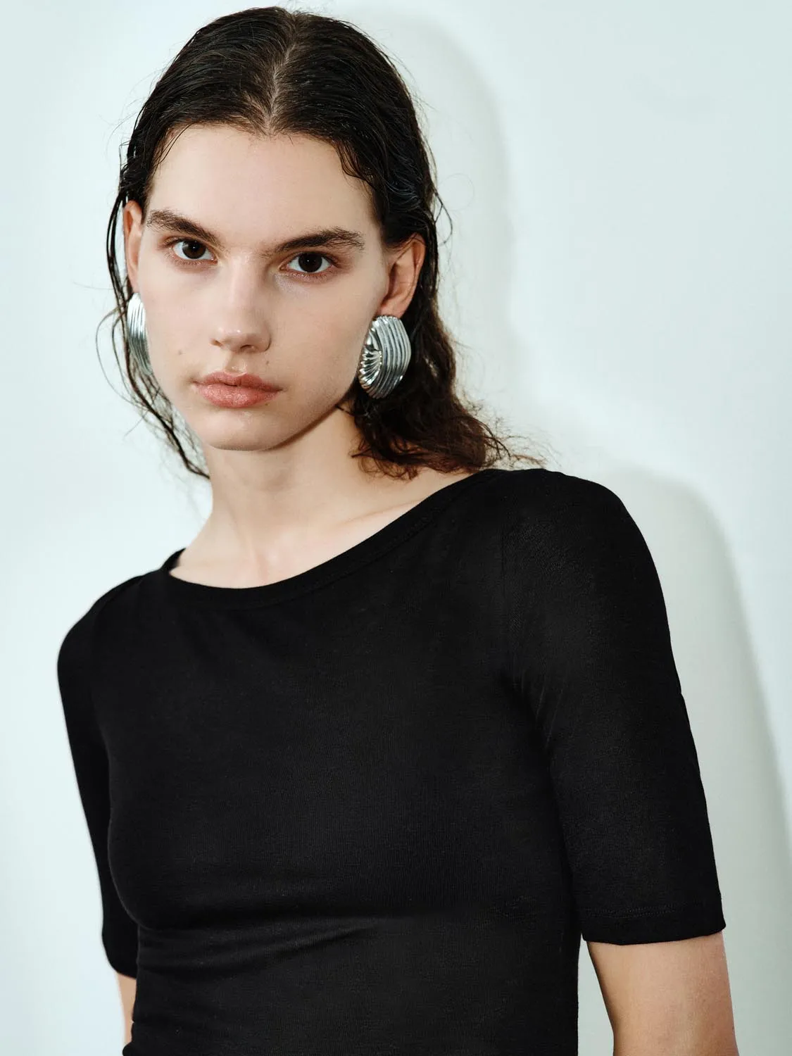 Cropped T-Shirts sold by Urban Revivo product image thumbnail 3