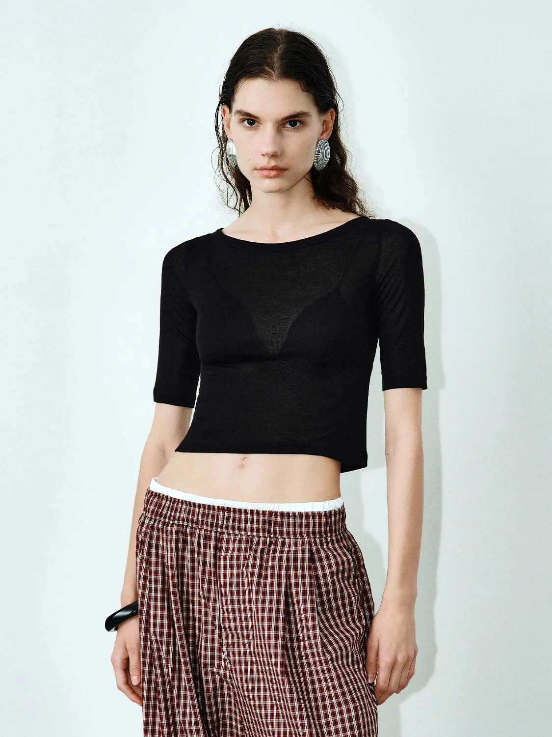 Cropped T-Shirts sold by Urban Revivo