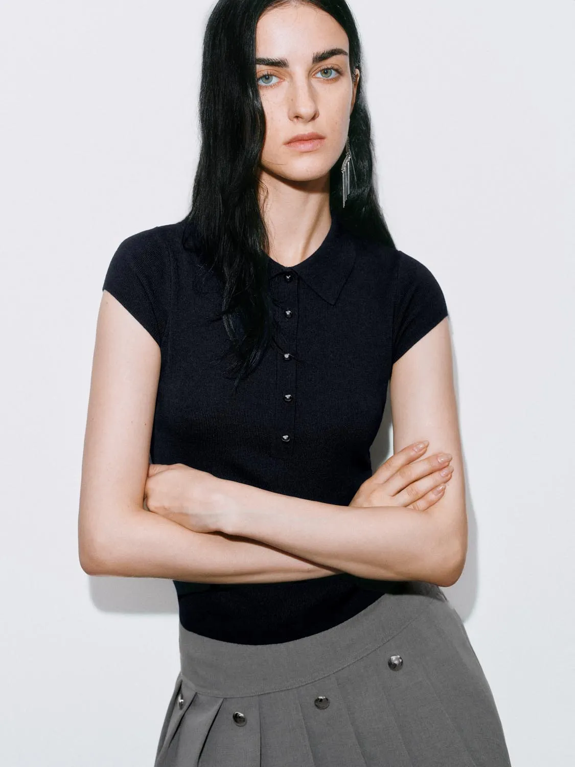 Knitted T-Shirts sold by Urban Revivo product image thumbnail 3