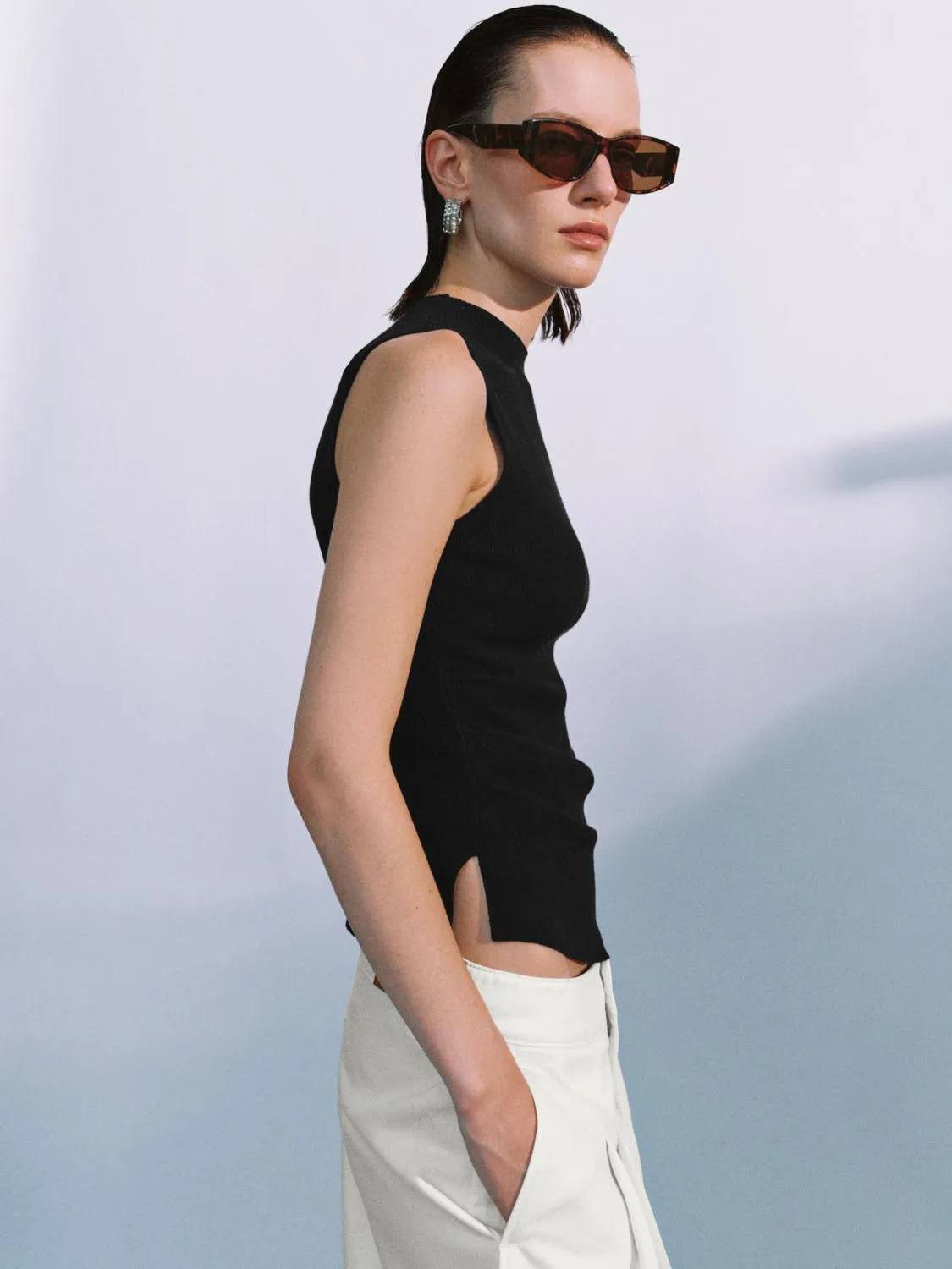 Knitted Sleeveless T-Shirts sold by Urban Revivo product image thumbnail 2