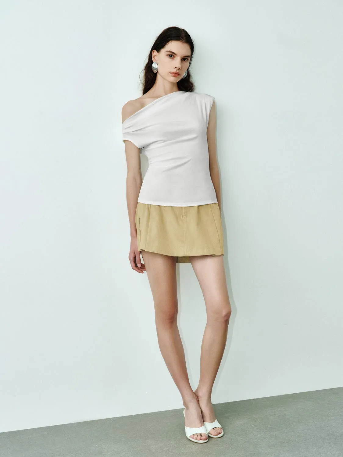 One Shoulder Skinny T-Shirts sold by Urban Revivo product image thumbnail 5