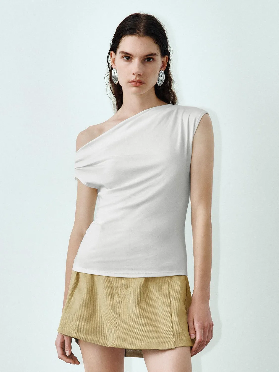 One Shoulder Skinny T-Shirts sold by Urban Revivo