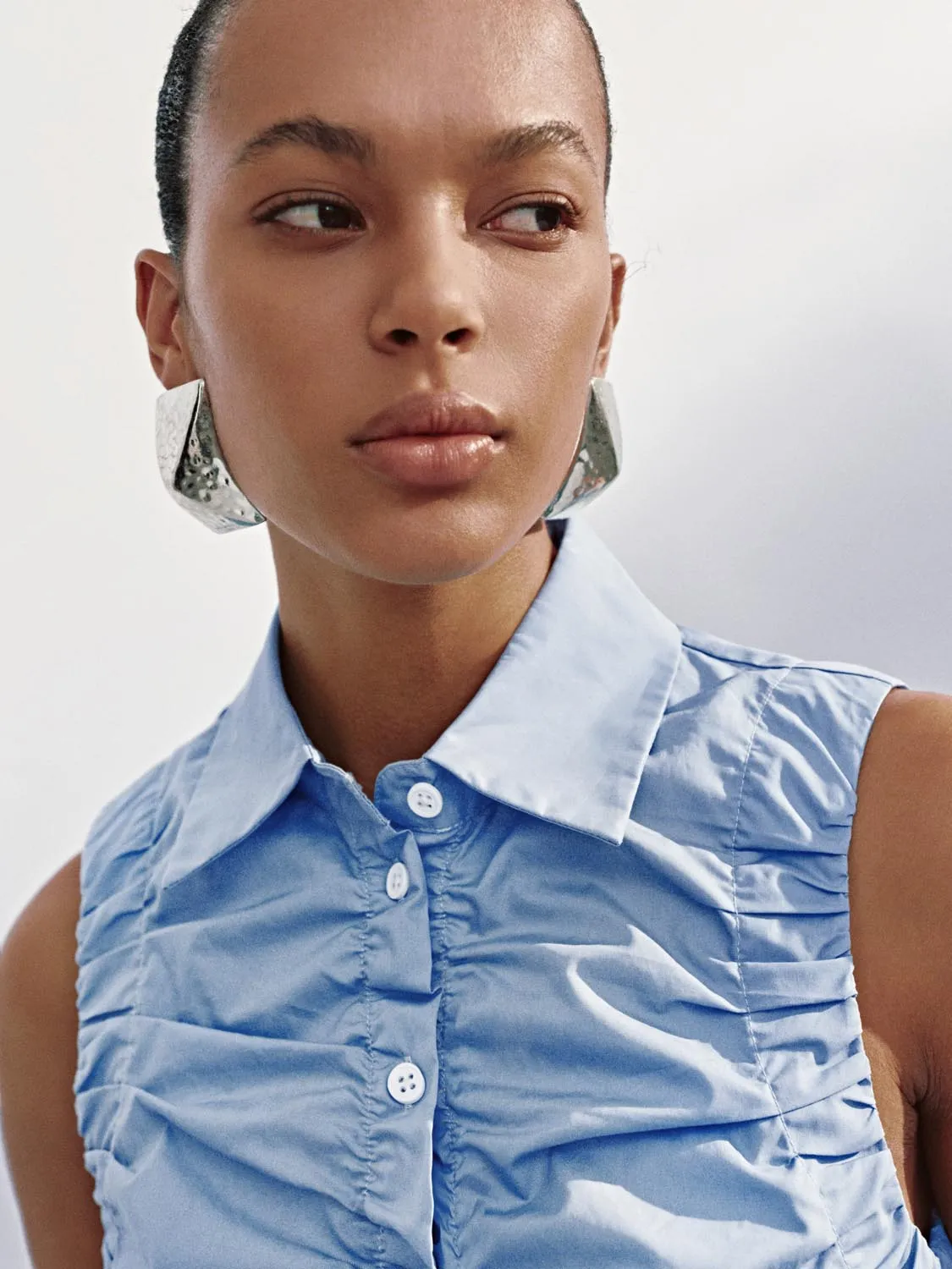 Sleeveless Shirts sold by Urban Revivo product image thumbnail 3