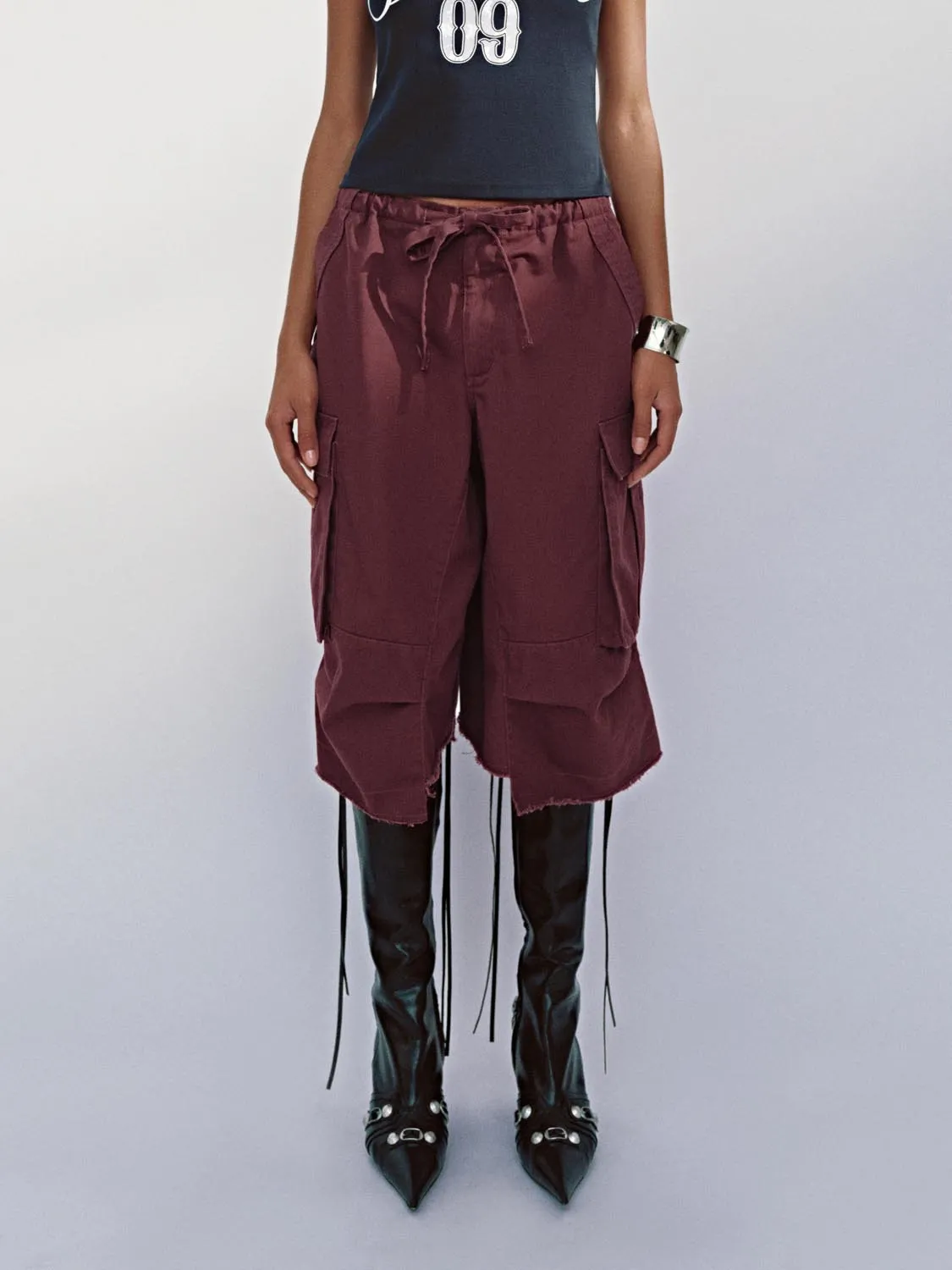 Split Hem Wide-Leg Pants sold by Urban Revivo product image thumbnail 2