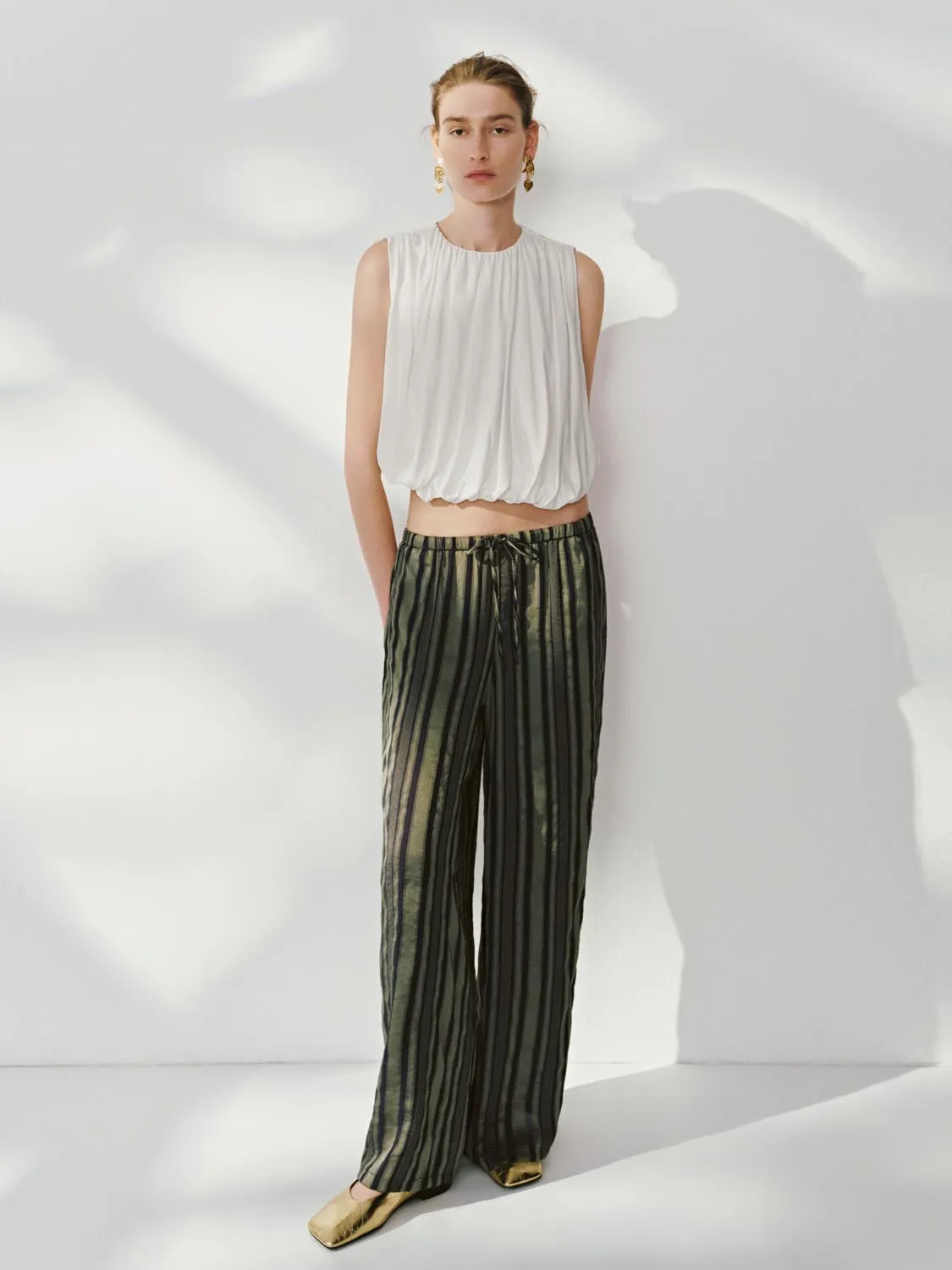 Straight Pants sold by Urban Revivo product image thumbnail 4