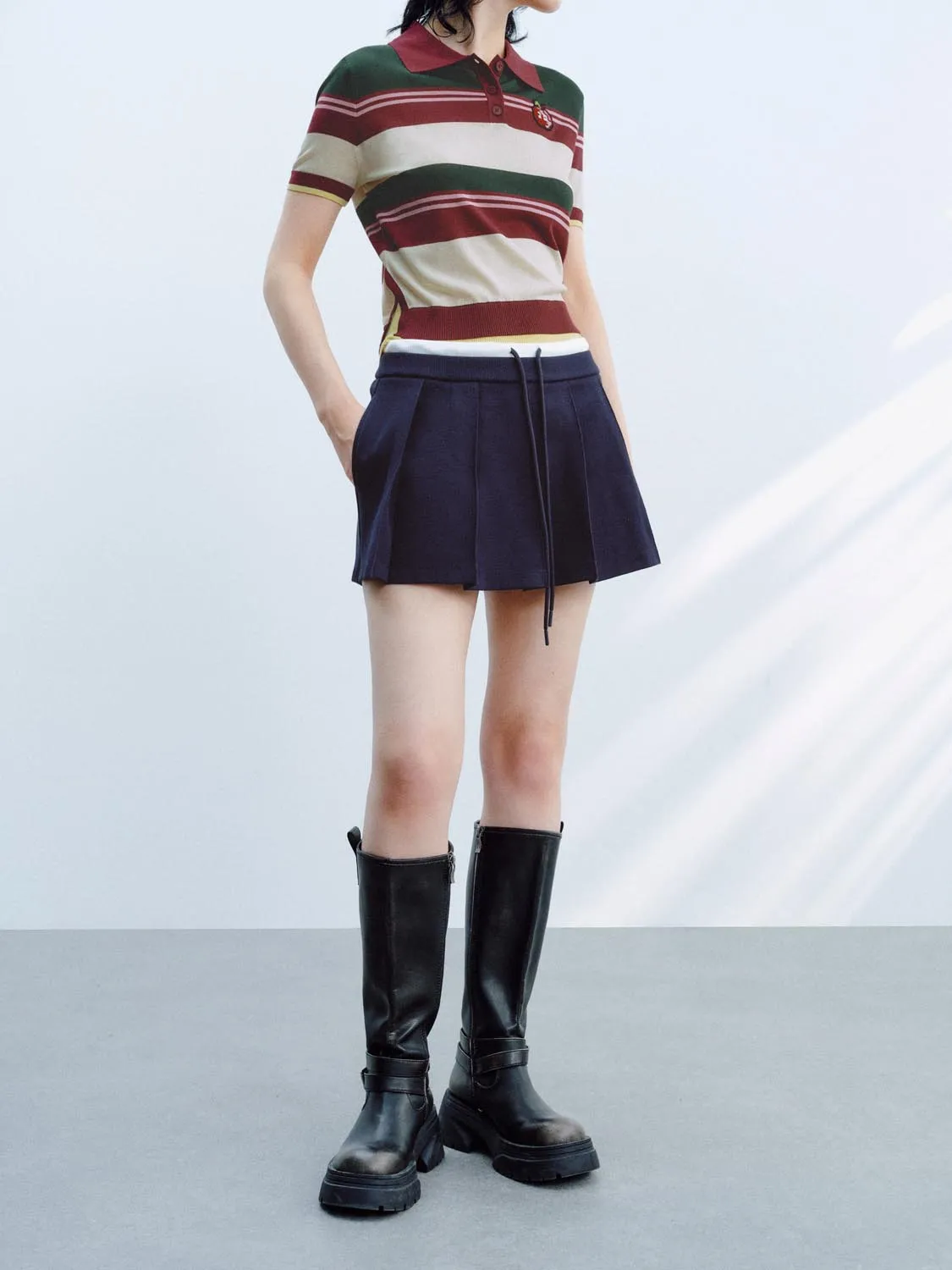 Pleated Shorts sold by Urban Revivo product image thumbnail 2