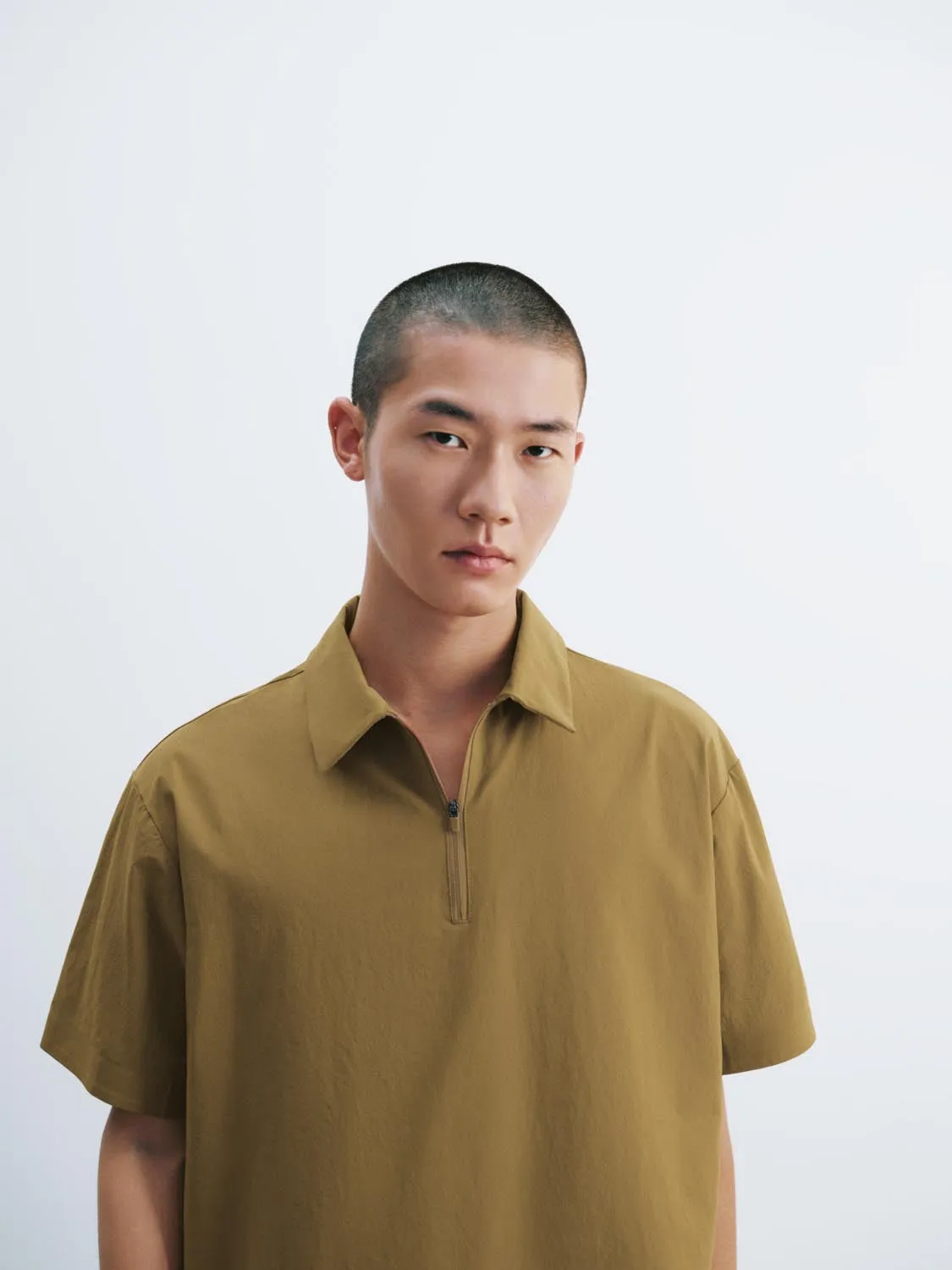 Overhead Short Sleeve Shirt sold by Urban Revivo product image thumbnail 3