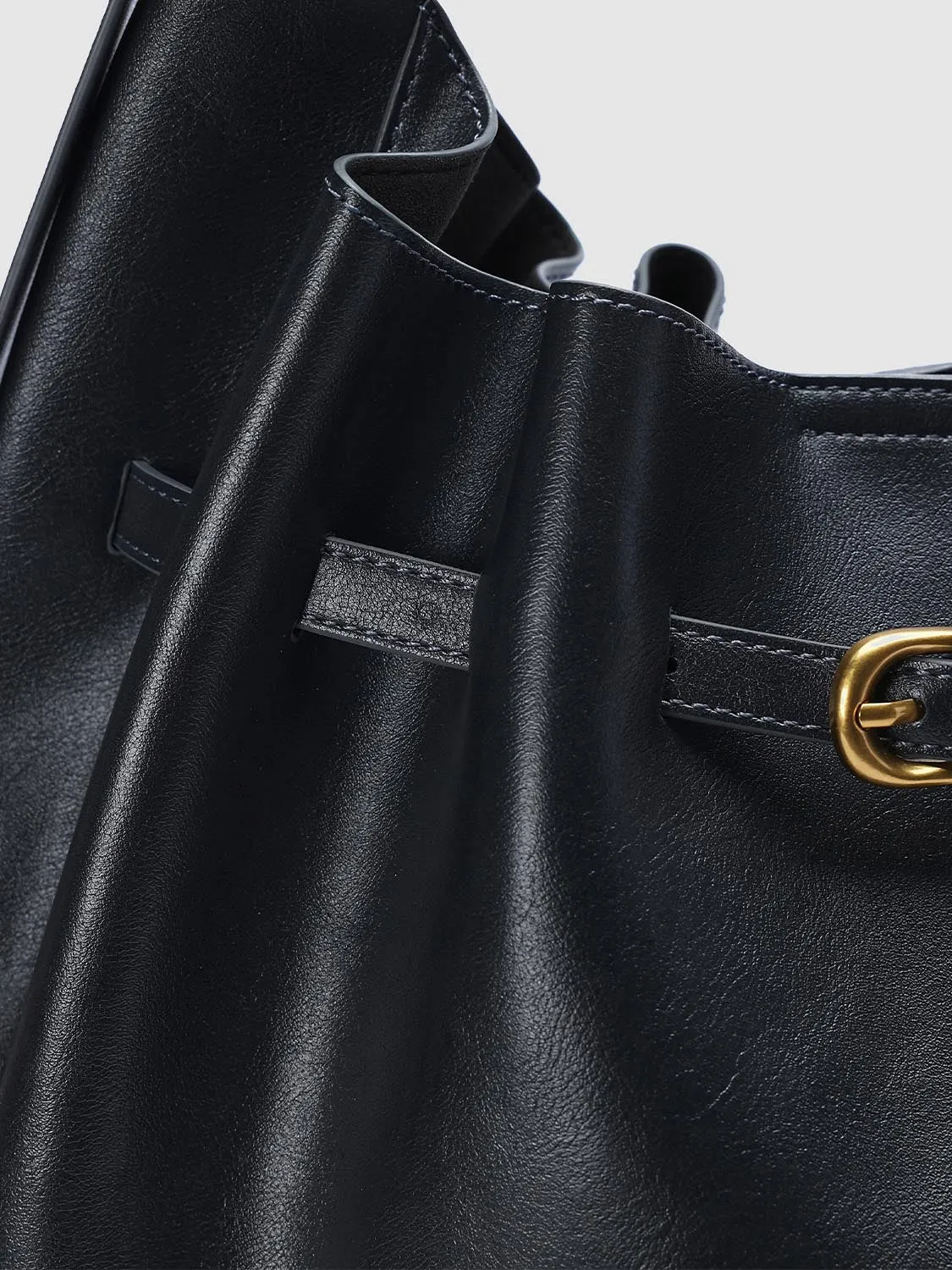 Shoulder Bags sold by Urban Revivo product image thumbnail 4