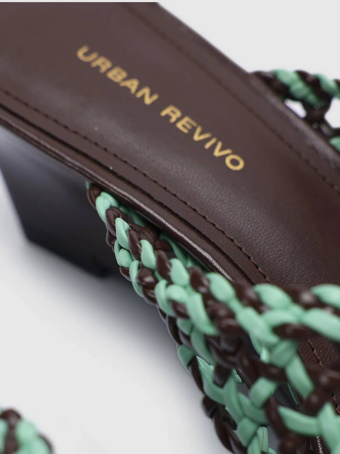 Slippers sold by Urban Revivo product image thumbnail 5