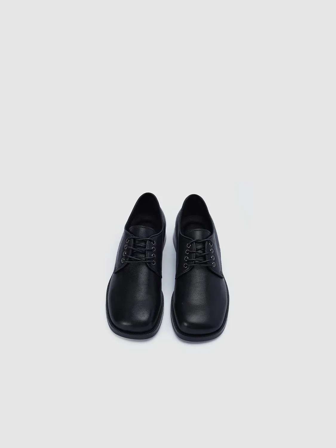 Pumps sold by Urban Revivo product image thumbnail 2