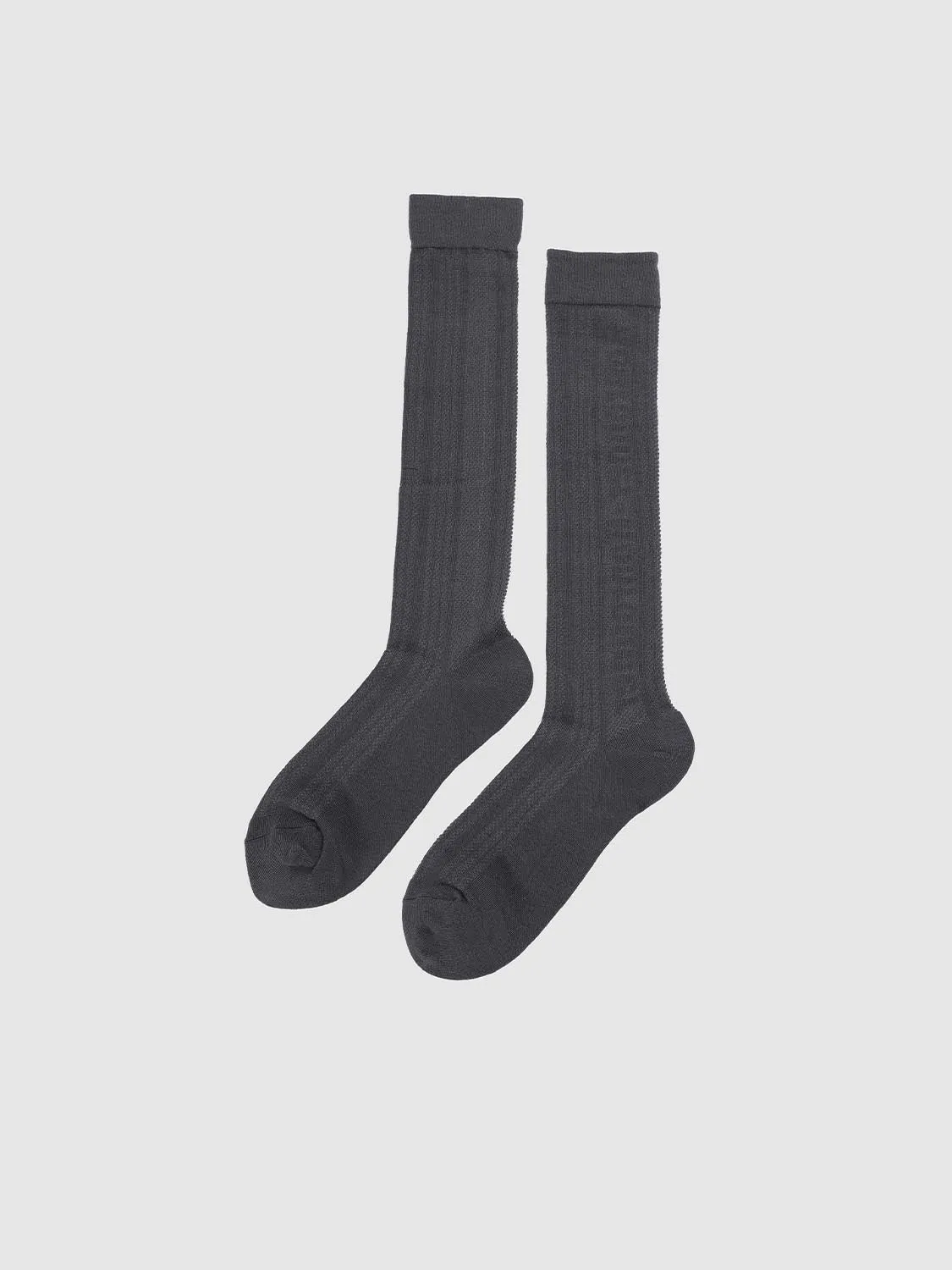 Socks sold by Urban Revivo