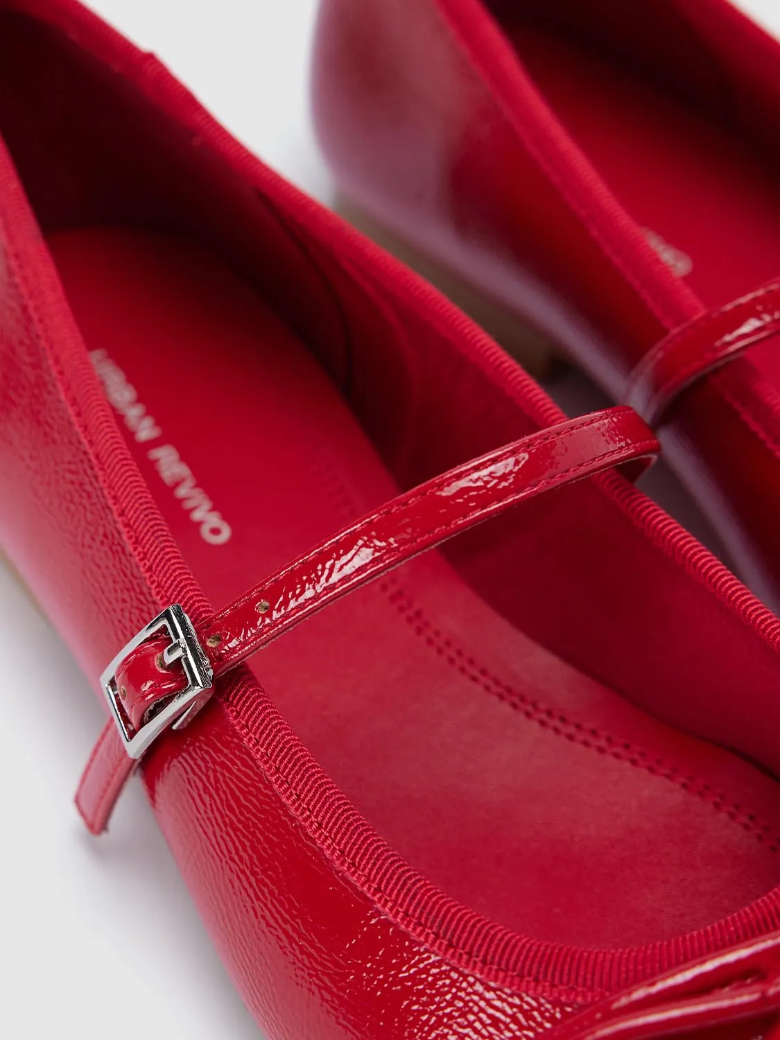 Pumps sold by Urban Revivo product image thumbnail 5