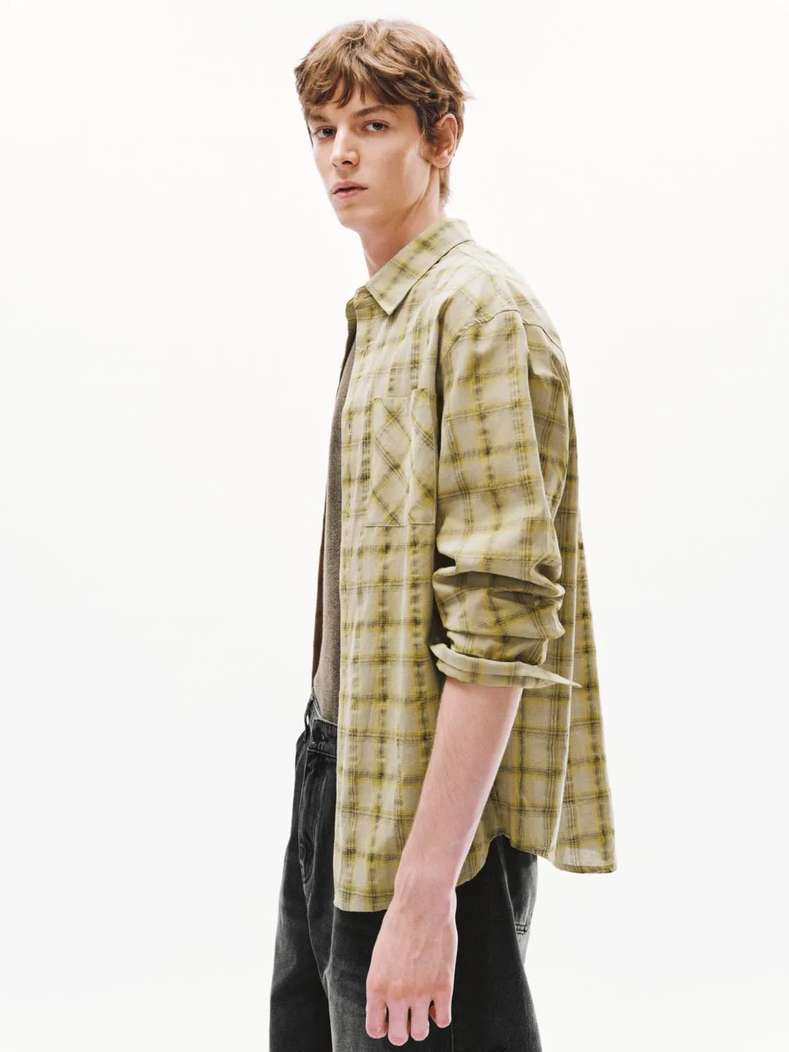 Long Sleeve Shirts sold by Urban Revivo product image thumbnail 2