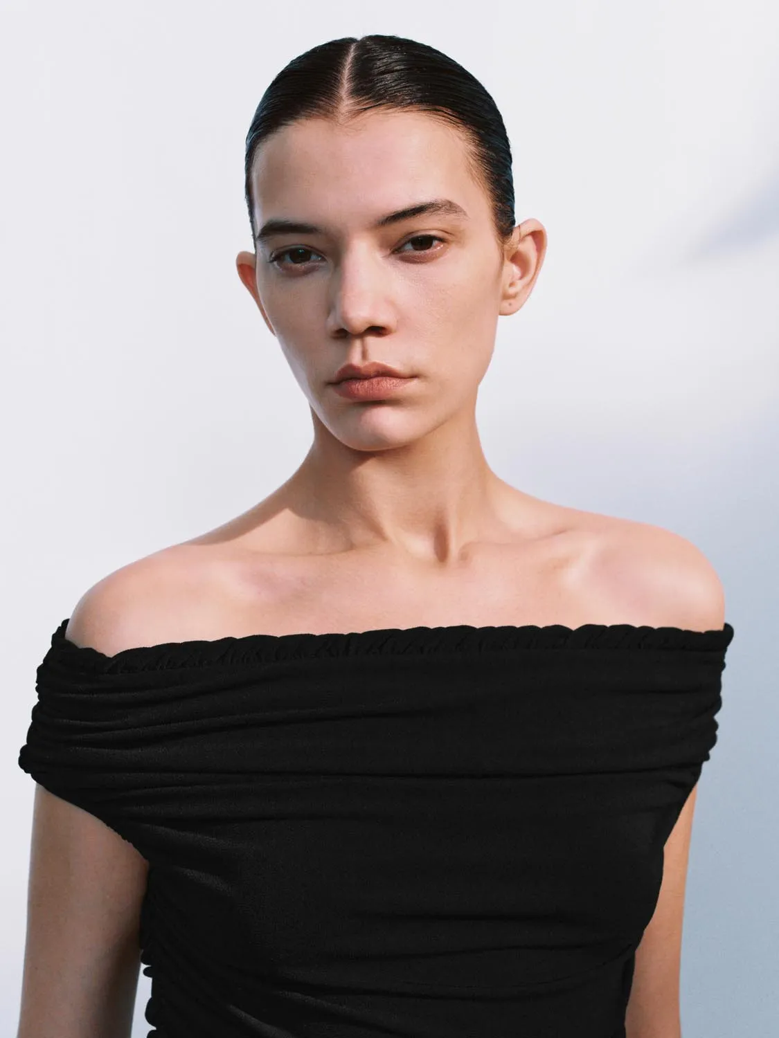 Off Shoulder T-Shirts sold by Urban Revivo product image thumbnail 3