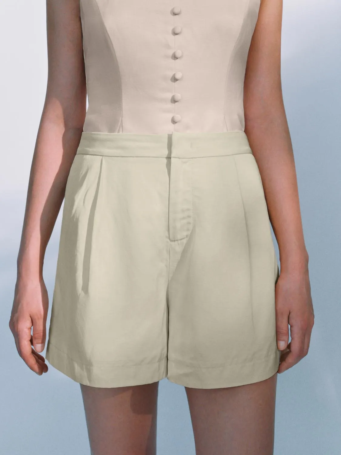 Shorts sold by Urban Revivo product image thumbnail 5