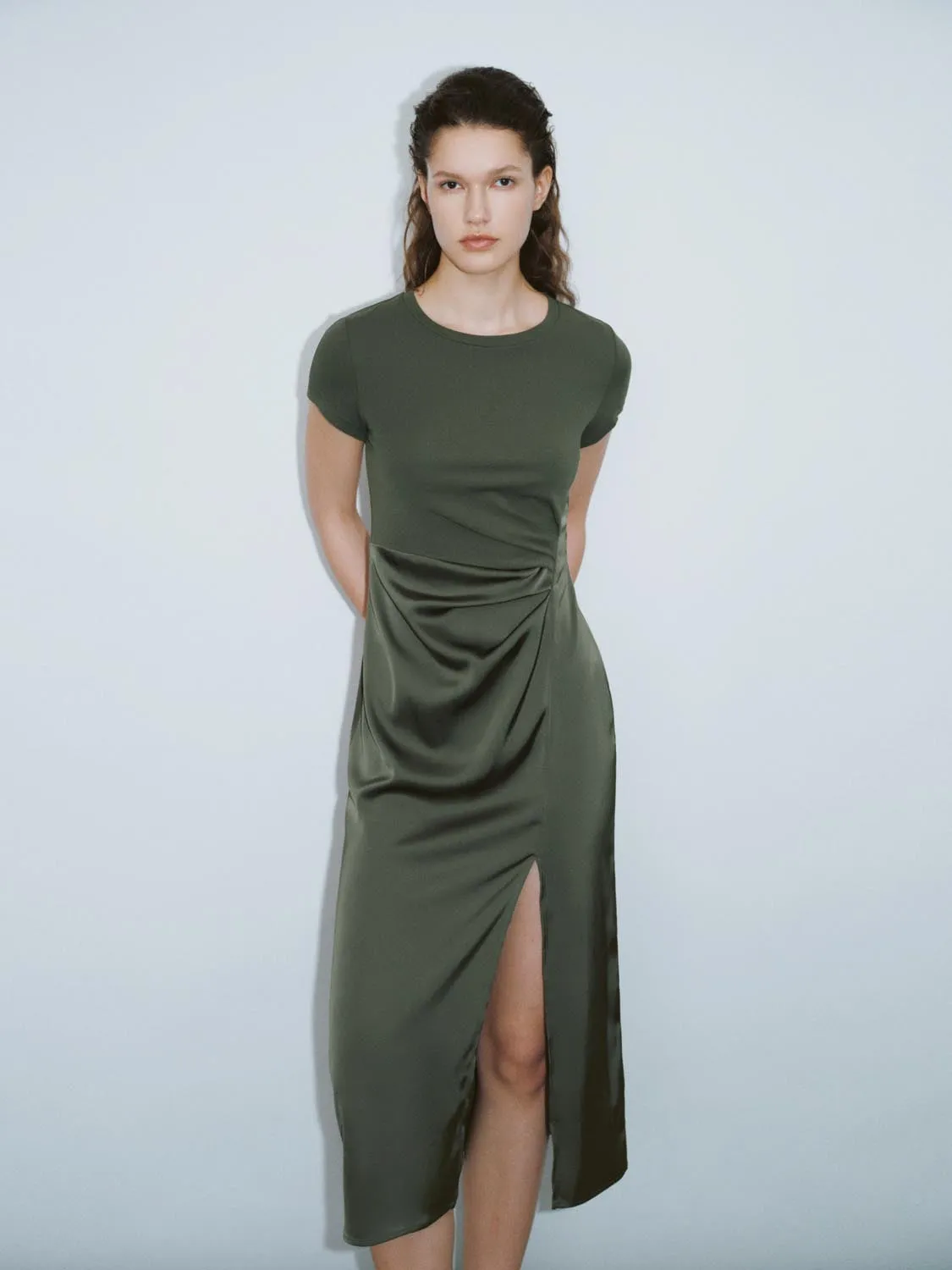 Split Hem Skinny-Fit Maxi Dresses sold by Urban Revivo product image thumbnail 4