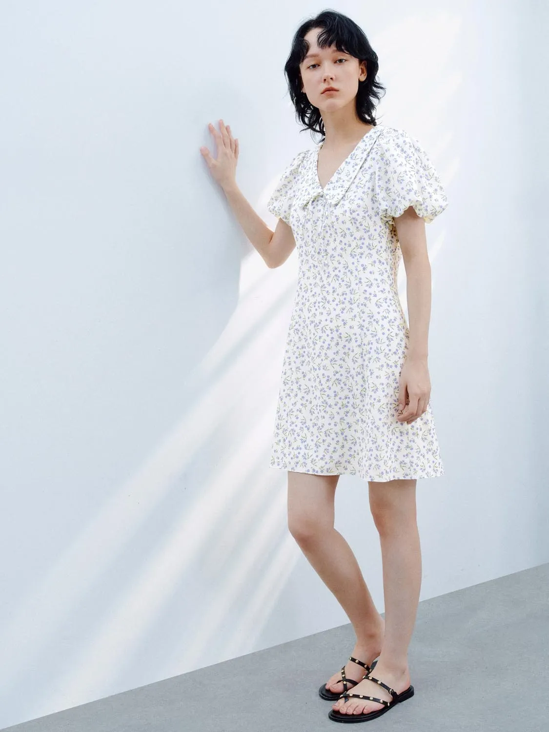 Floral Skater Mini Dresses sold by Urban Revivo product image thumbnail 5